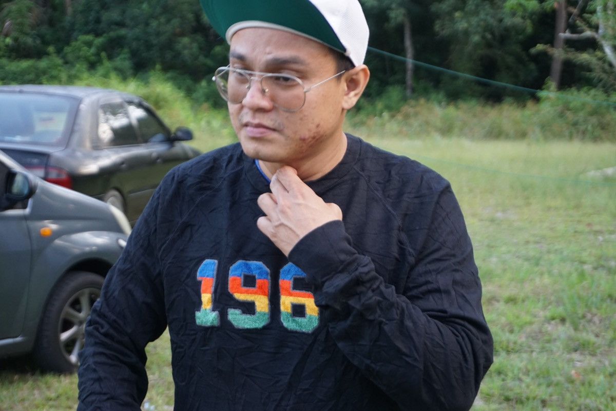 Gap Gap 1969 spell out embroidery rainbow color sweatshirts Size US S / EU 44-46 / 1 - 16 Thumbnail