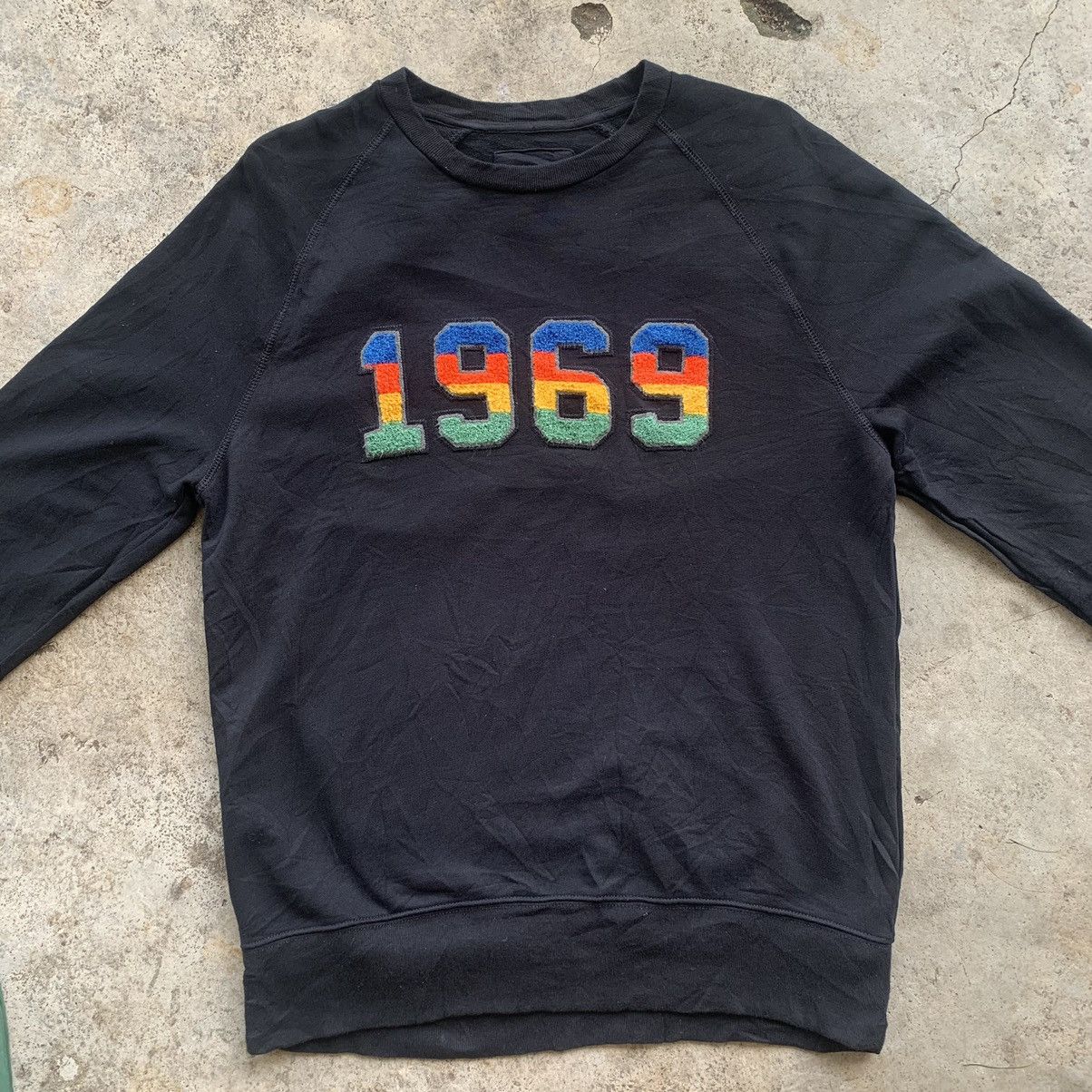 Gap Gap 1969 spell out embroidery rainbow color sweatshirts Size US S / EU 44-46 / 1 - 5 Thumbnail