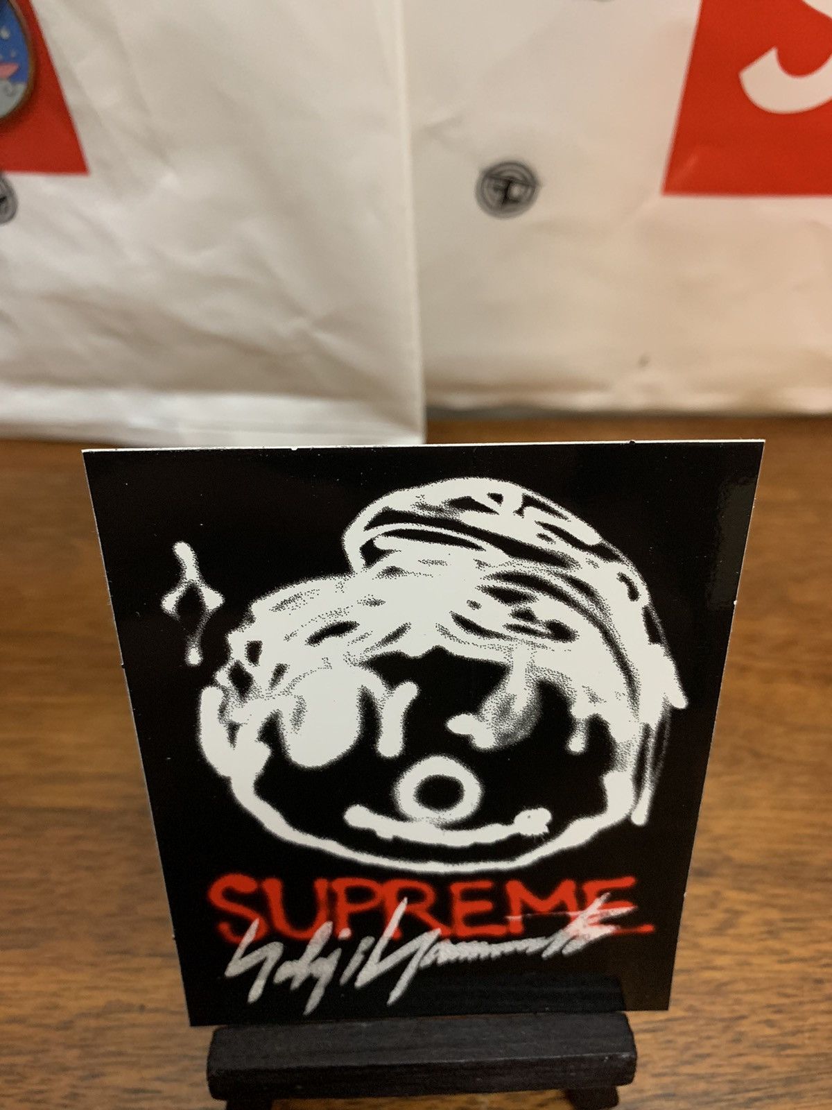 Chito × Supreme × Yohji Yamamoto Supreme Sticker Size ONE SIZE - 5 Thumbnail