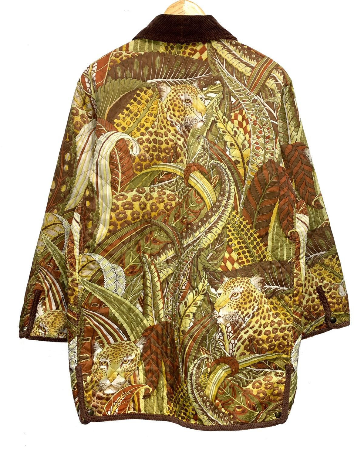 Salvatore Ferragamo × Vintage SENDOFFERS Salvatore Ferragamo Jungle Motif Printed Jacket Size US M / EU 48-50 / 2 - 4 Thumbnail