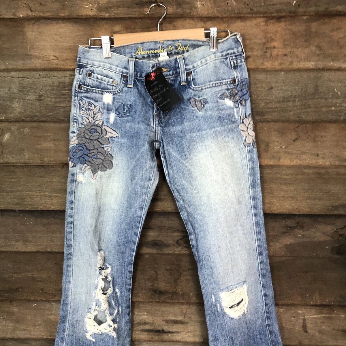 Abercrombie & Fitch Abercrombie & Fitch embroidery bootcut Denim Pants #5102 Size 27" / US 4 / IT 40 - 2 Thumbnail