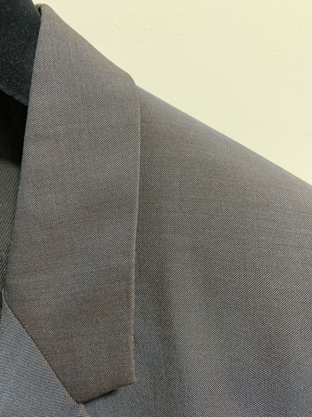 Alexander McQueen Mainline two-tone wool/mohair blazer, IT50, made in Italy Size 40R - 4 Thumbnail