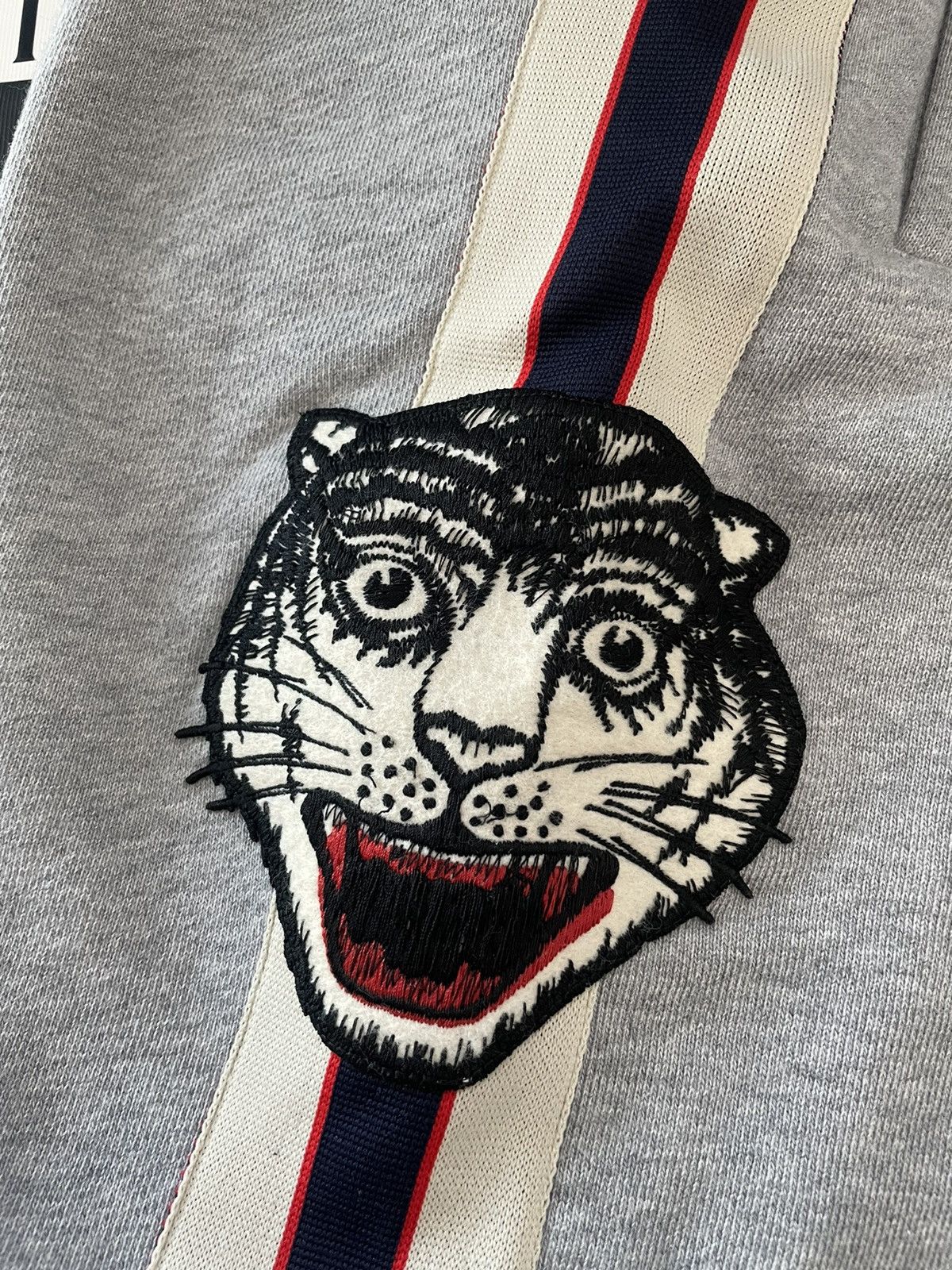 Gucci Rare $2k+ BrandNew Super Runway Gucci Tiger Track Sweatpants Size US 32 / EU 48 - 3 Thumbnail