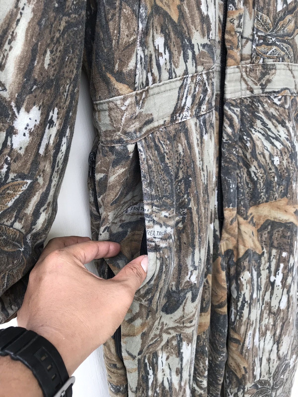 Other Real Tree Camo Tactical Coveralls Hunting Jacket Size US L / EU 52-54 / 3 - 6 Thumbnail