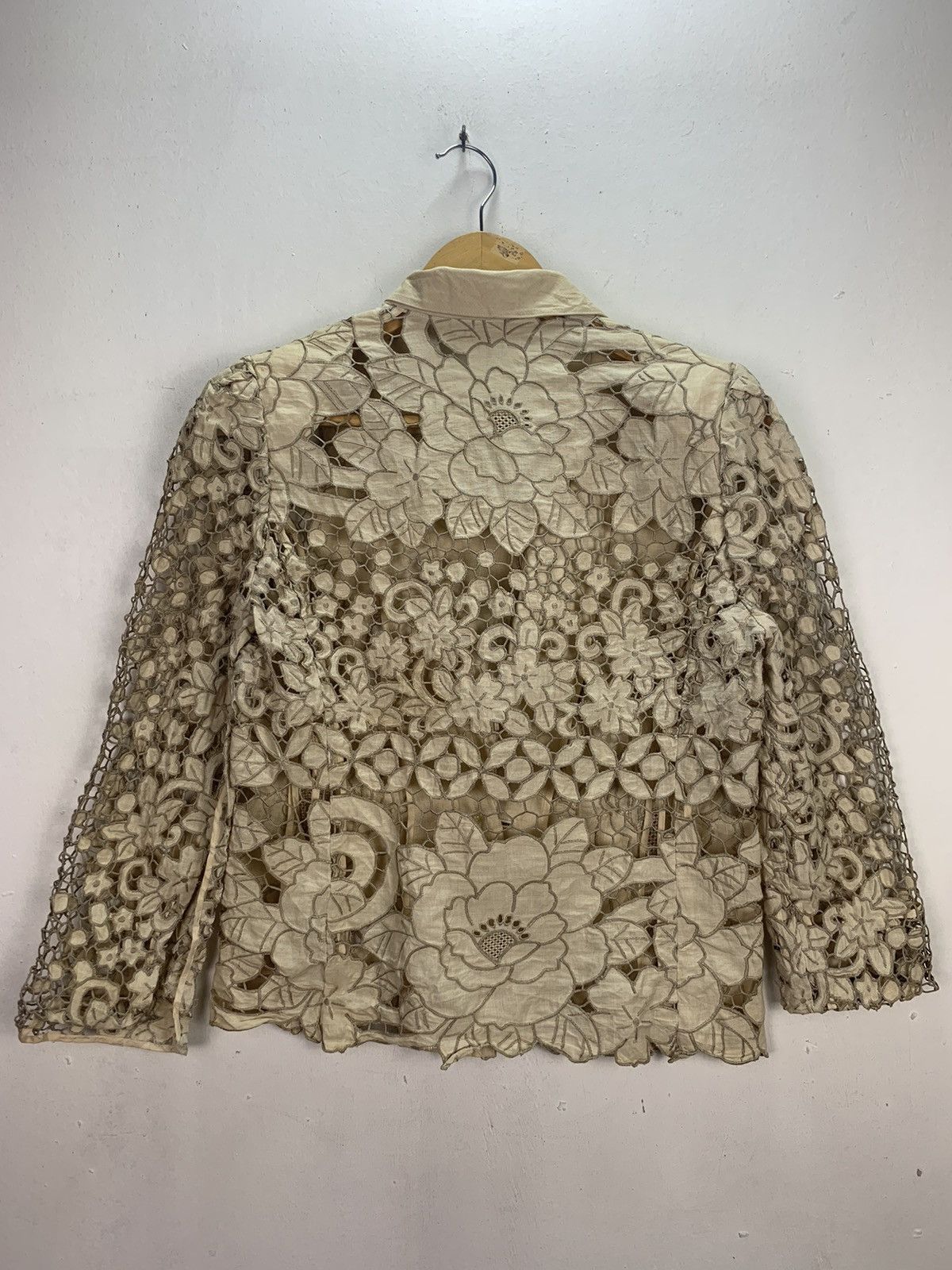 Japanese Brand × Vintage Vintage japanese brand Floral Lace Jacket Size S / US 4 / IT 40 - 9 Thumbnail