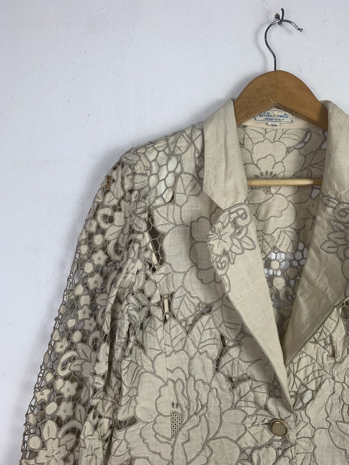 Japanese Brand × Vintage Vintage japanese brand Floral Lace Jacket Size S / US 4 / IT 40 - 3 Thumbnail