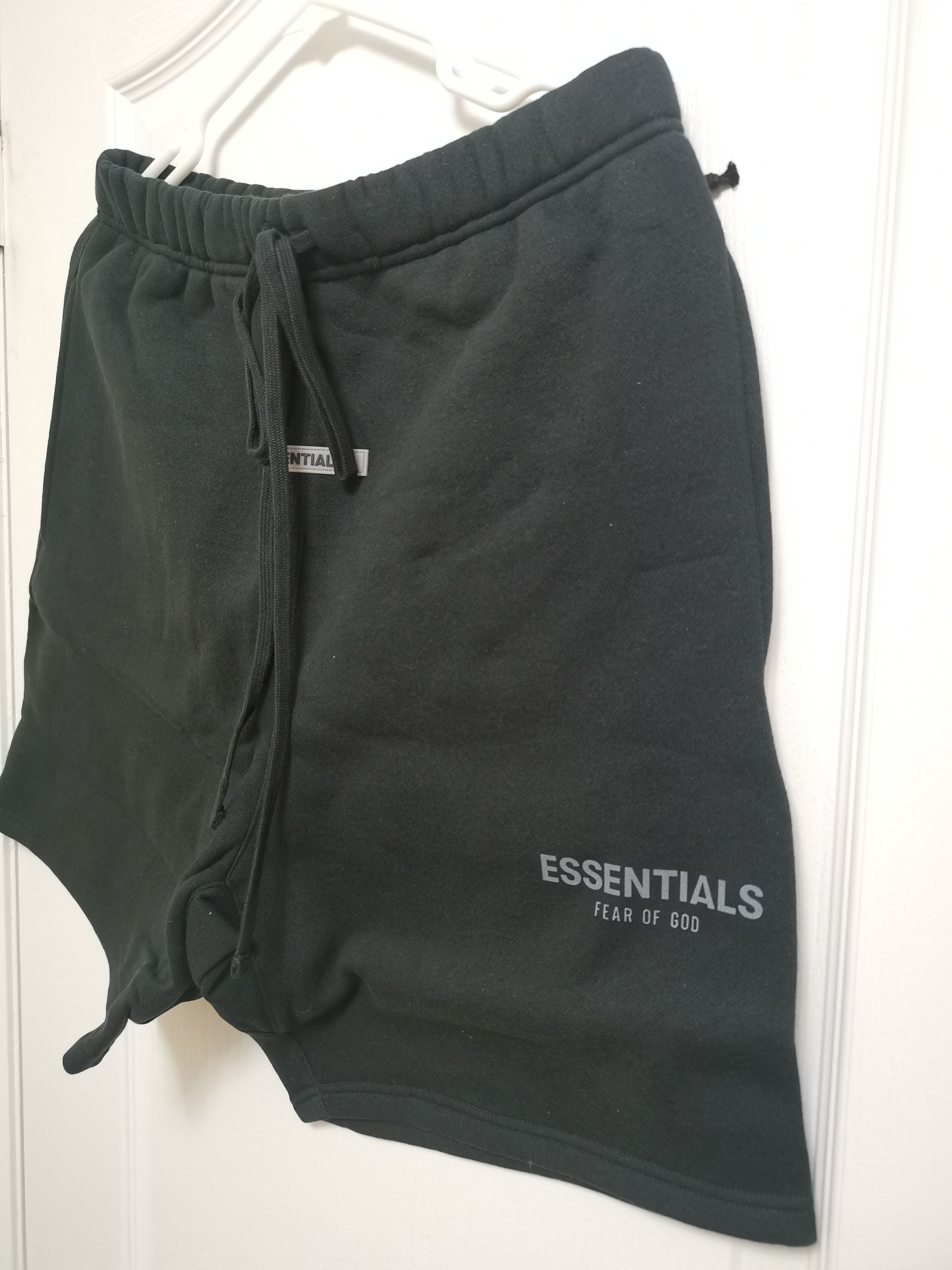 Fear of God Fear of God Essential 2020FW black fleece shorts Xlarge Size US 34 / EU 50 - 3 Thumbnail