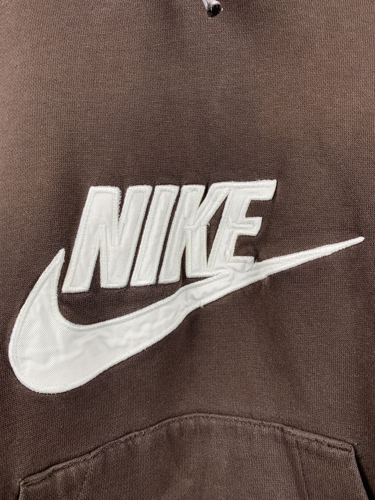 Nike Vintage Nike Big Logo Very Distressed Brown Hoodie Size US S / EU 44-46 / 1 - 4 Thumbnail