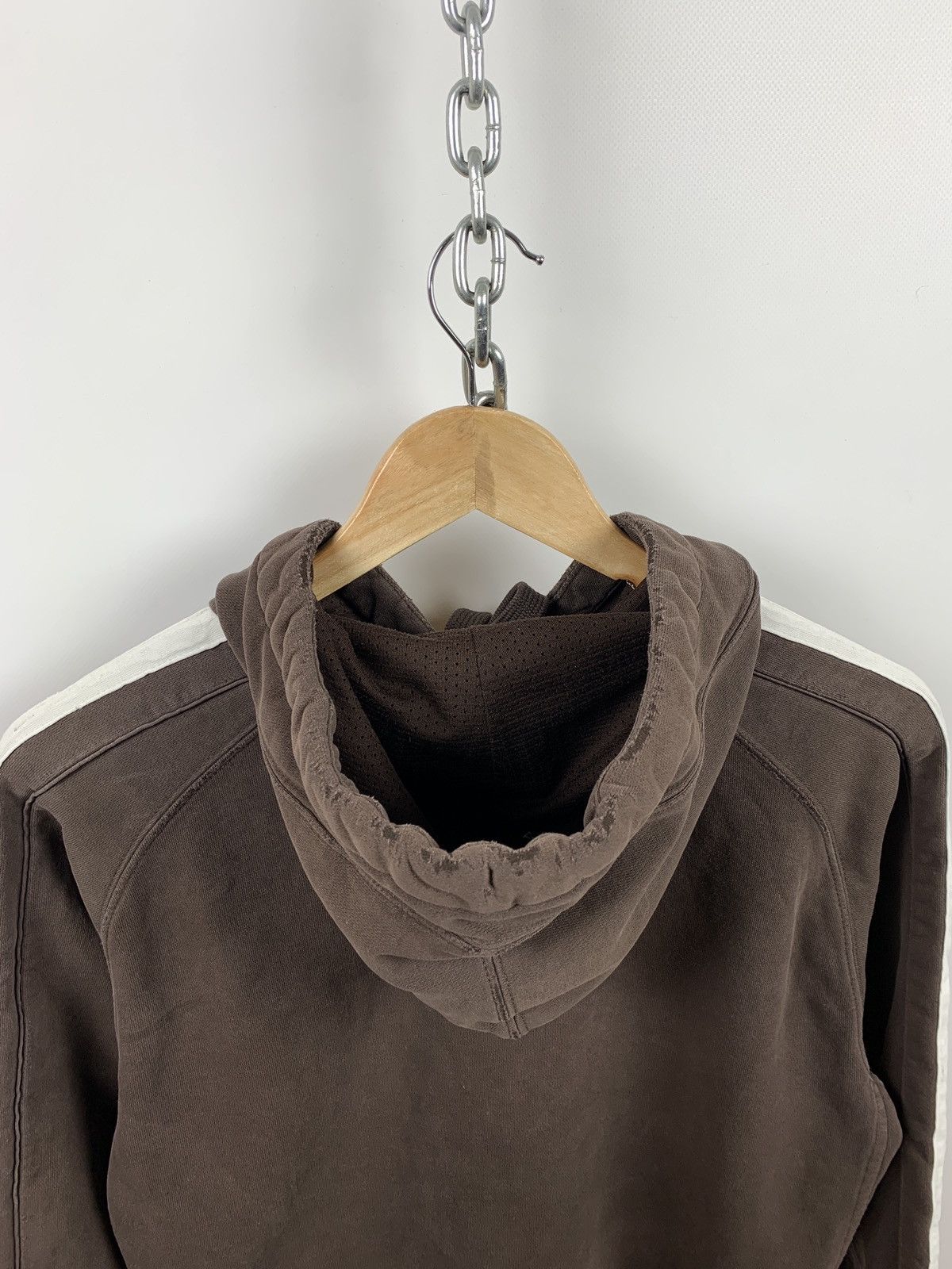 Nike Vintage Nike Big Logo Very Distressed Brown Hoodie Size US S / EU 44-46 / 1 - 18 Thumbnail