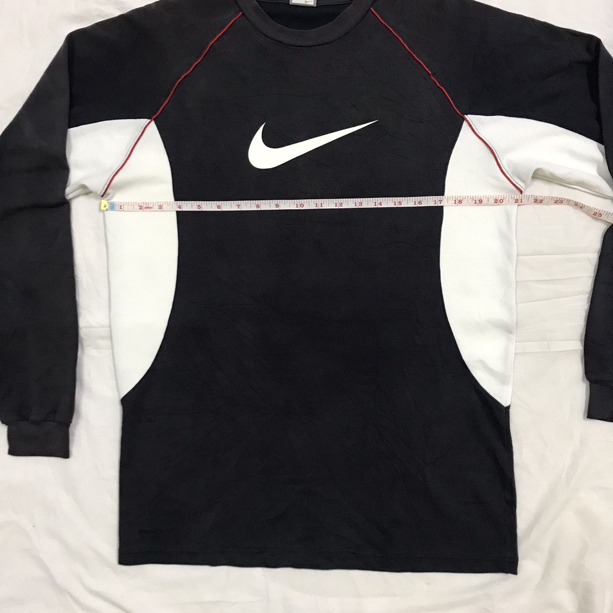 Nike Vintage nike big swoosh 00s Size US L / EU 52-54 / 3 - 13 Thumbnail