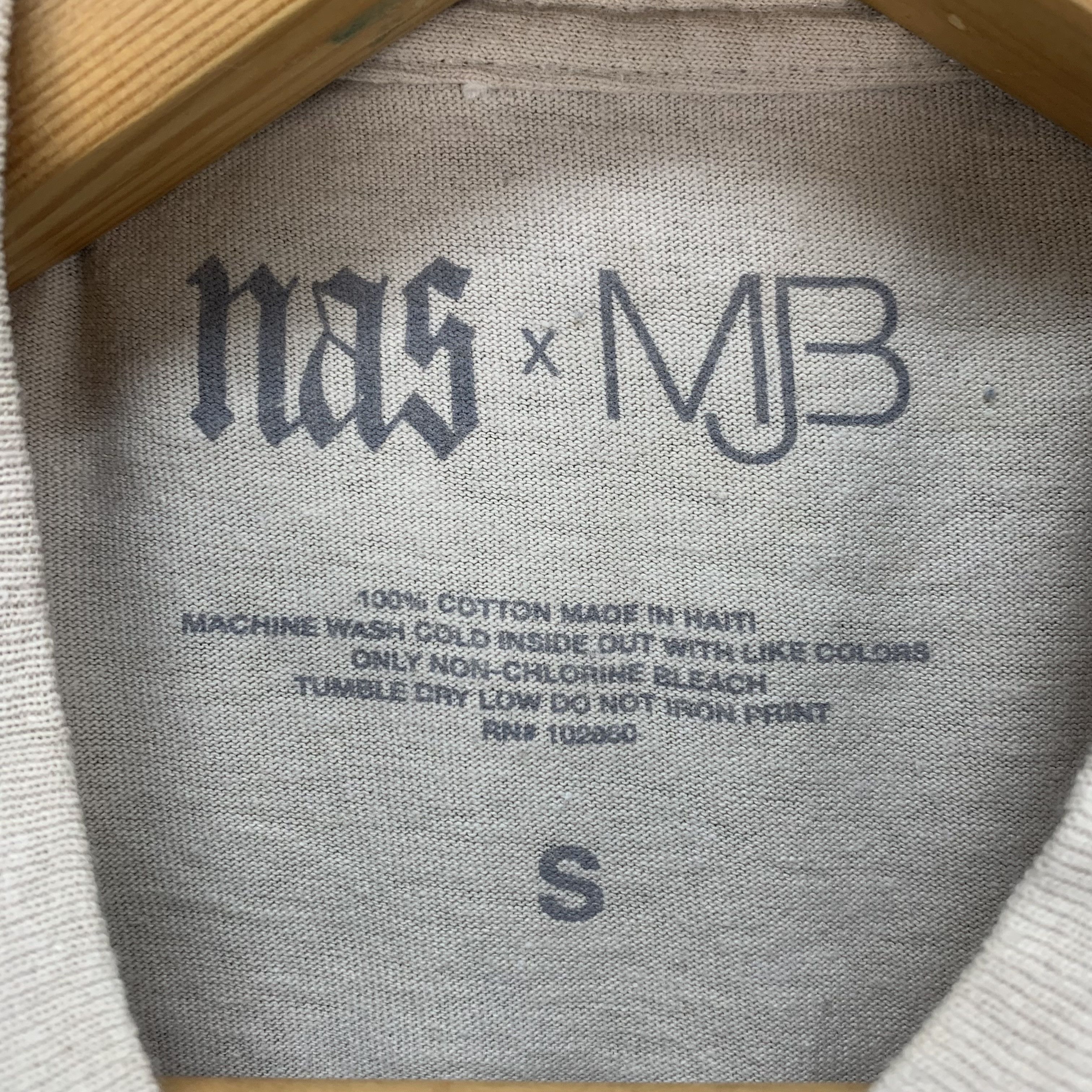 Band Tees The Royalty Tour Mary J. Blige and Nas T Shirt #4181-145 Size US S / EU 44-46 / 1 - 4 Thumbnail