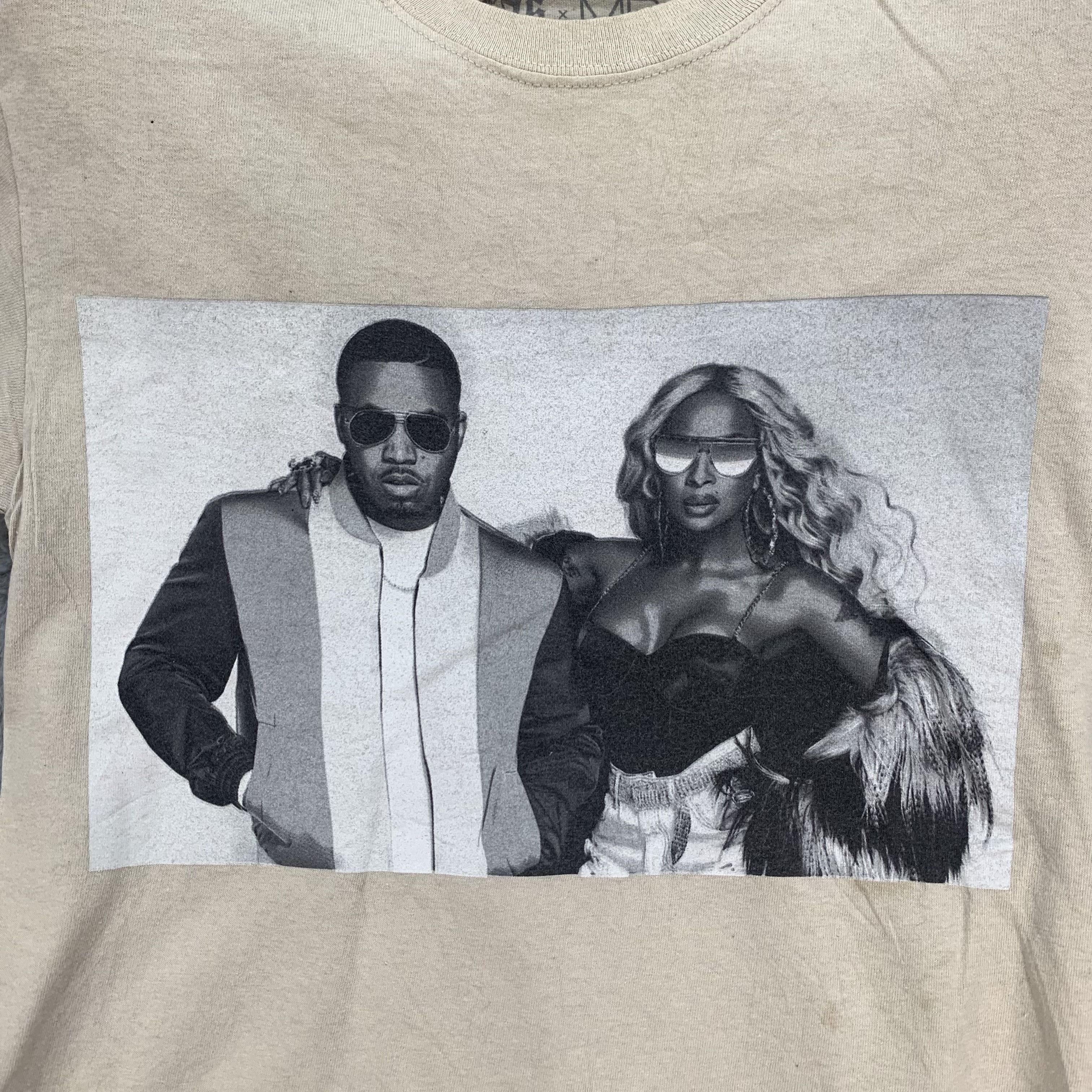 Band Tees The Royalty Tour Mary J. Blige and Nas T Shirt #4181-145 Size US S / EU 44-46 / 1 - 2 Thumbnail