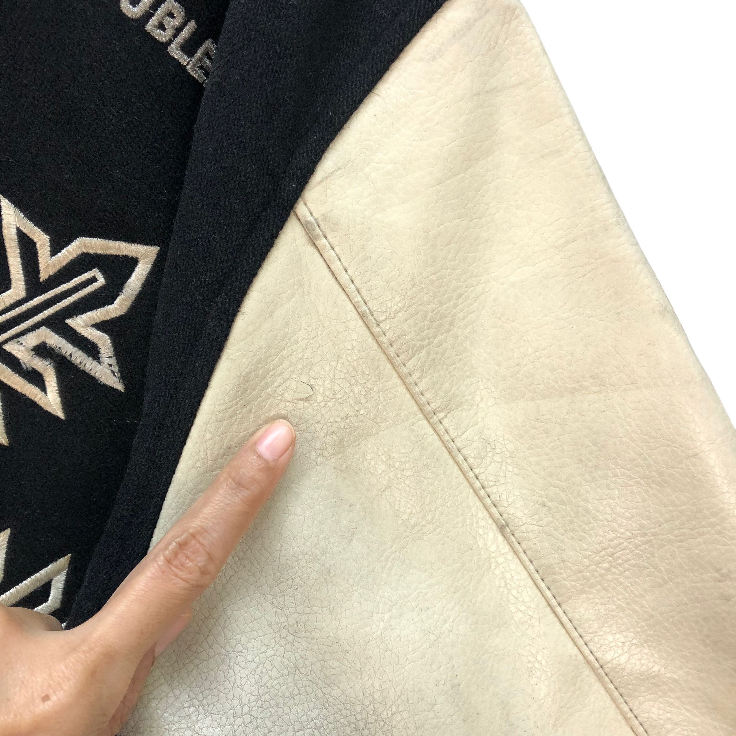 Japanese Brand TRASHED🔥 GDC 2000 WOOL LEATHER VARSITY JACKET #7252-121 Size US M / EU 48-50 / 2 - 3 Thumbnail