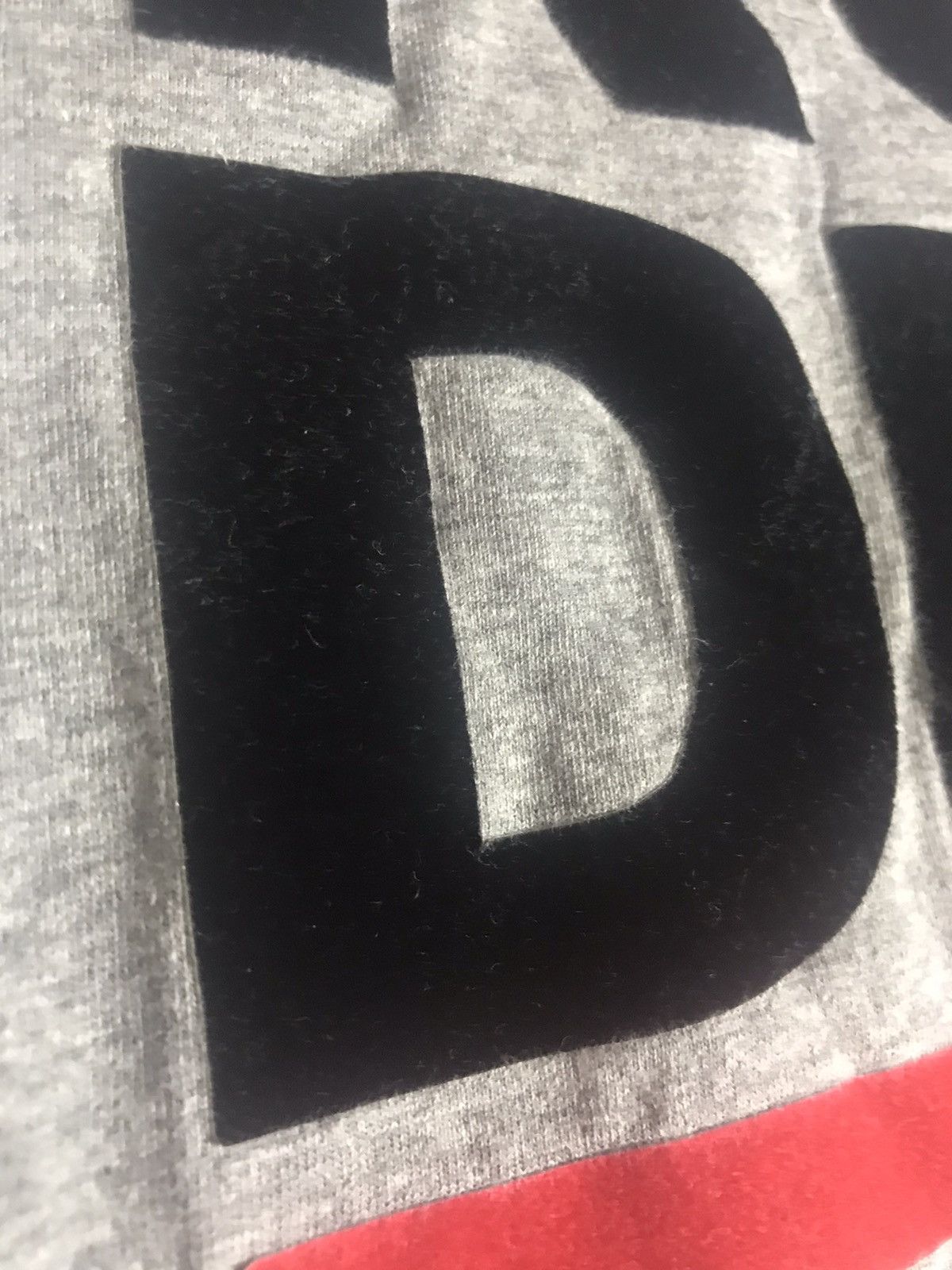 Band Tees Run Dmc big velour logo t-shirt Size US L / EU 52-54 / 3 - 2 Thumbnail
