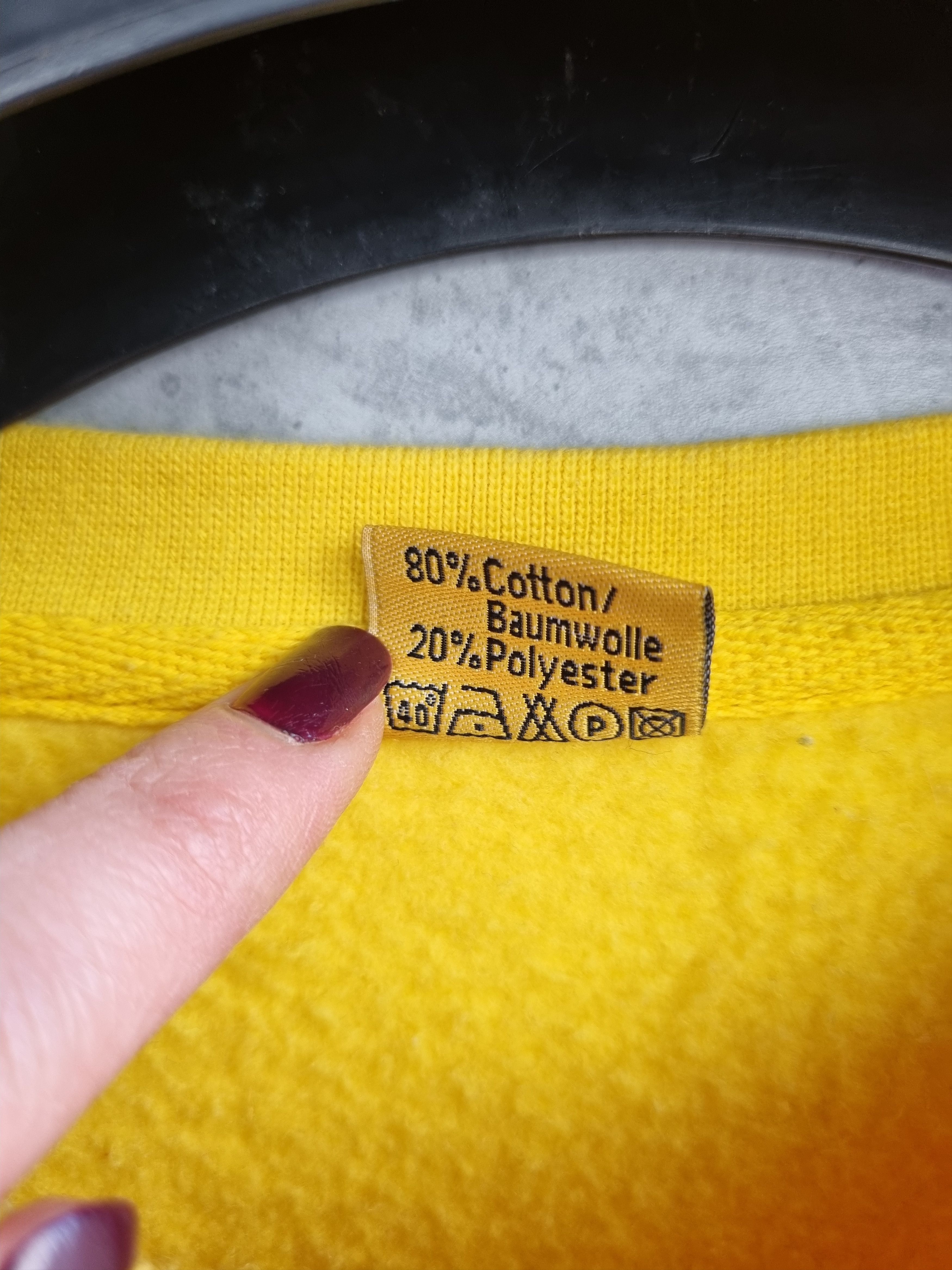 Other 90s DHL Big Logo Vintage Sweatshirt VETEMENTS Style Size US M / EU 48-50 / 2 - 11 Thumbnail
