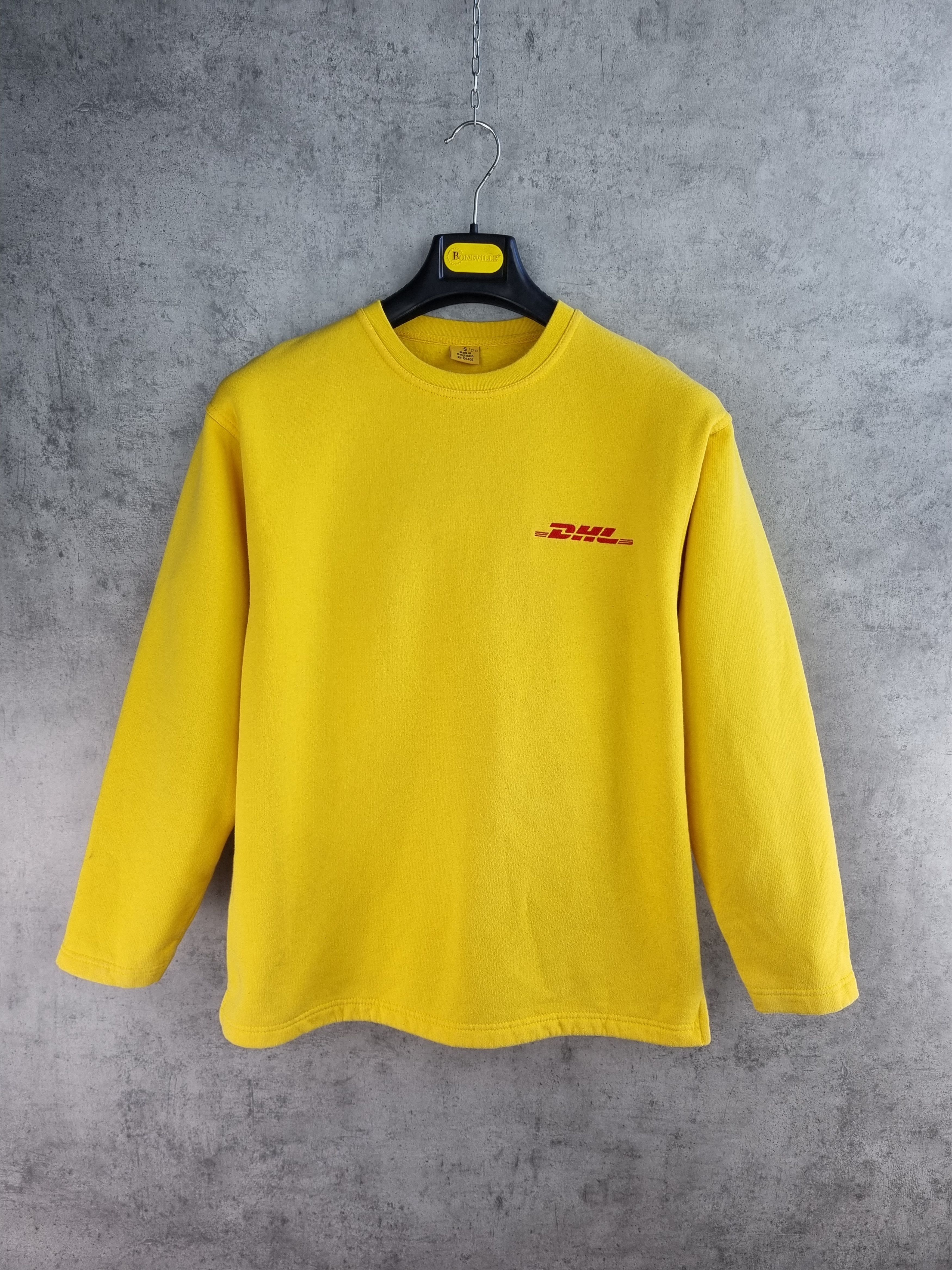 Other 90s DHL Big Logo Vintage Sweatshirt VETEMENTS Style Size US M / EU 48-50 / 2 - 3 Thumbnail