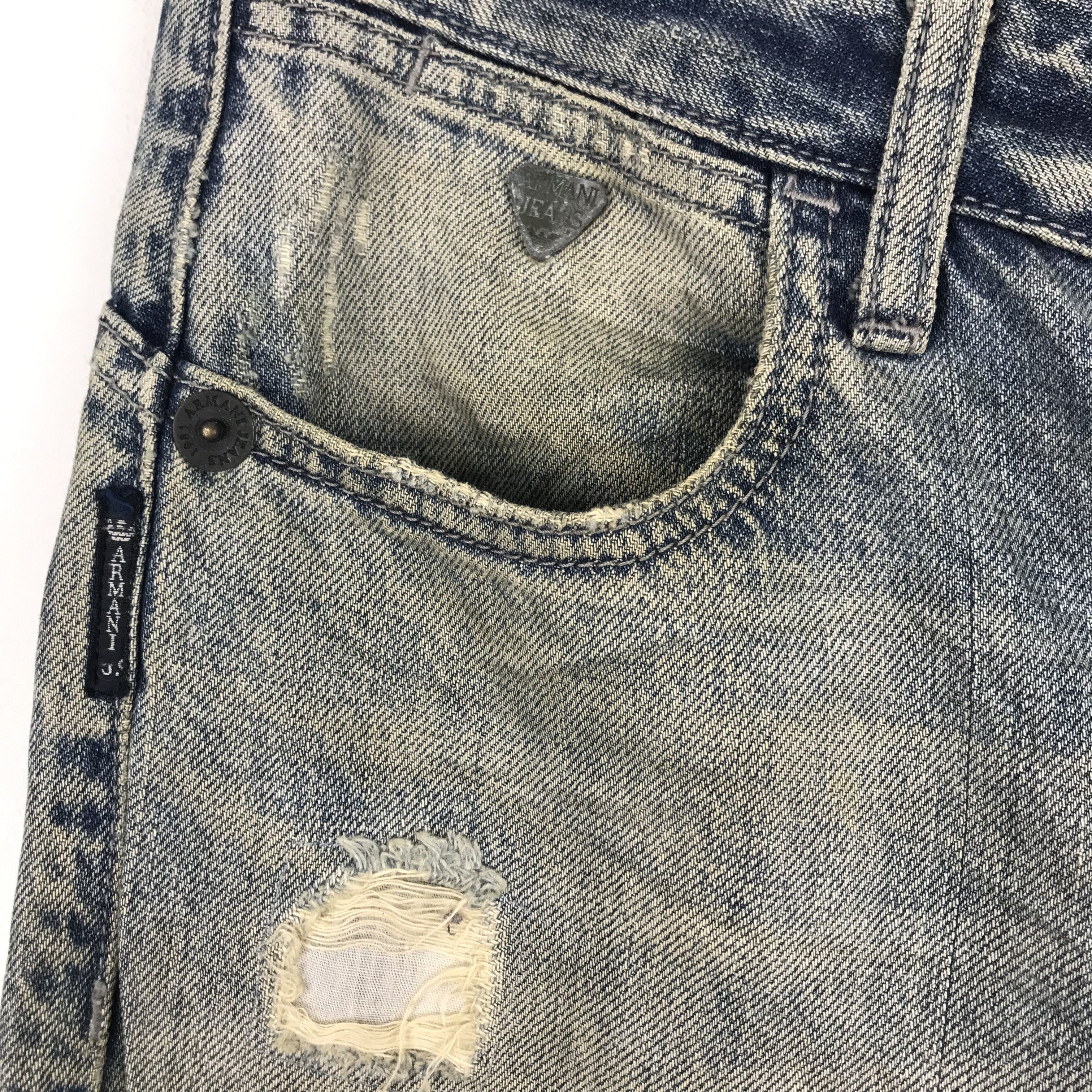 Armani X226 ARMANI JEANS RIPPED DISTRESSED JEANS NIRVANA STYLE Size US 33 - 9 Thumbnail