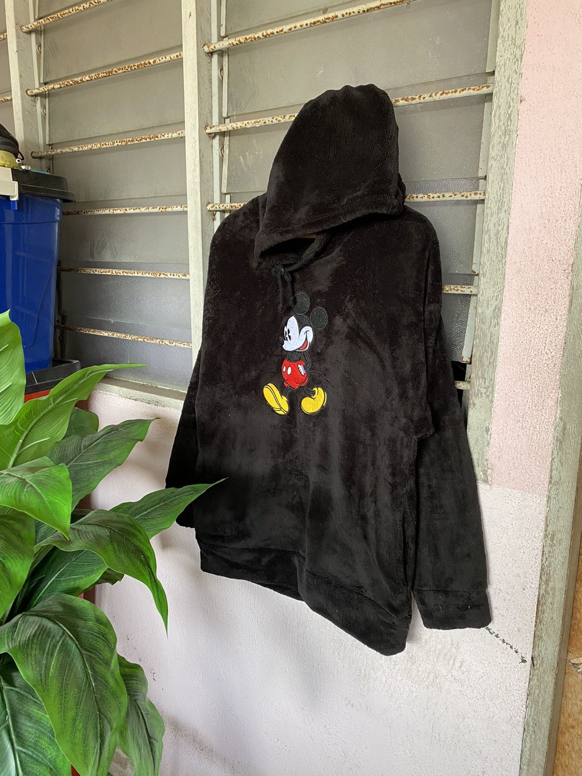 Disney × Mickey Mouse ⚡️Steals⚡️ Mickey Mouse Big Logo Fleece Hoodies Size US M / EU 48-50 / 2 - 1 Thumbnail