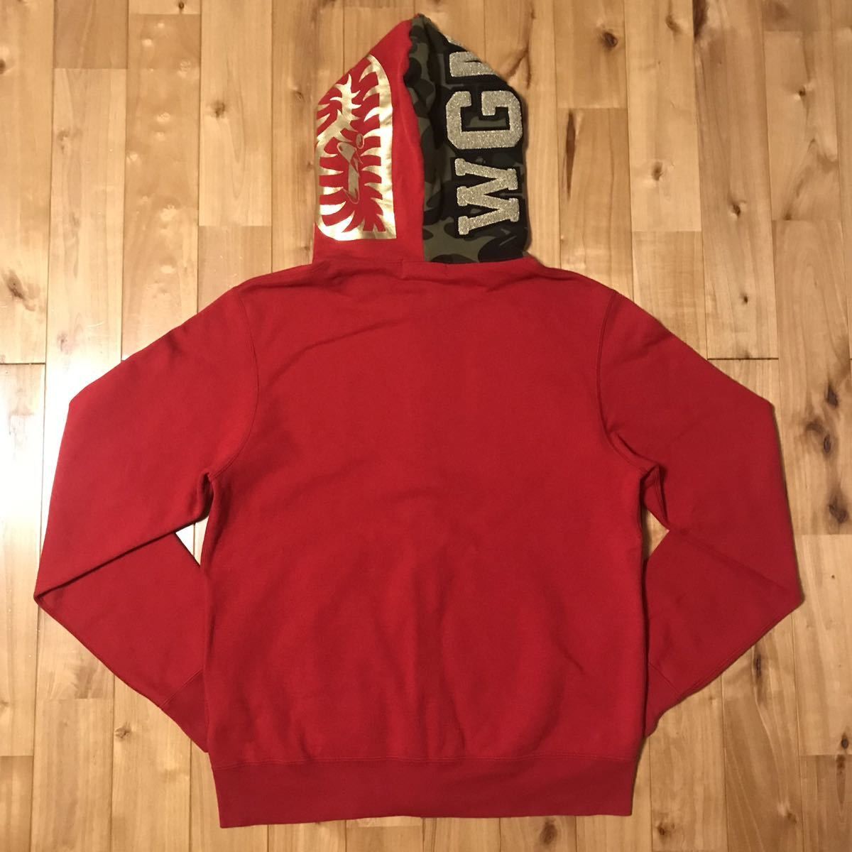 Bape × Swarovski BAPE Swarovski Shark full zip hoodie Red x 1st camo green Size US L / EU 52-54 / 3 - 6 Thumbnail