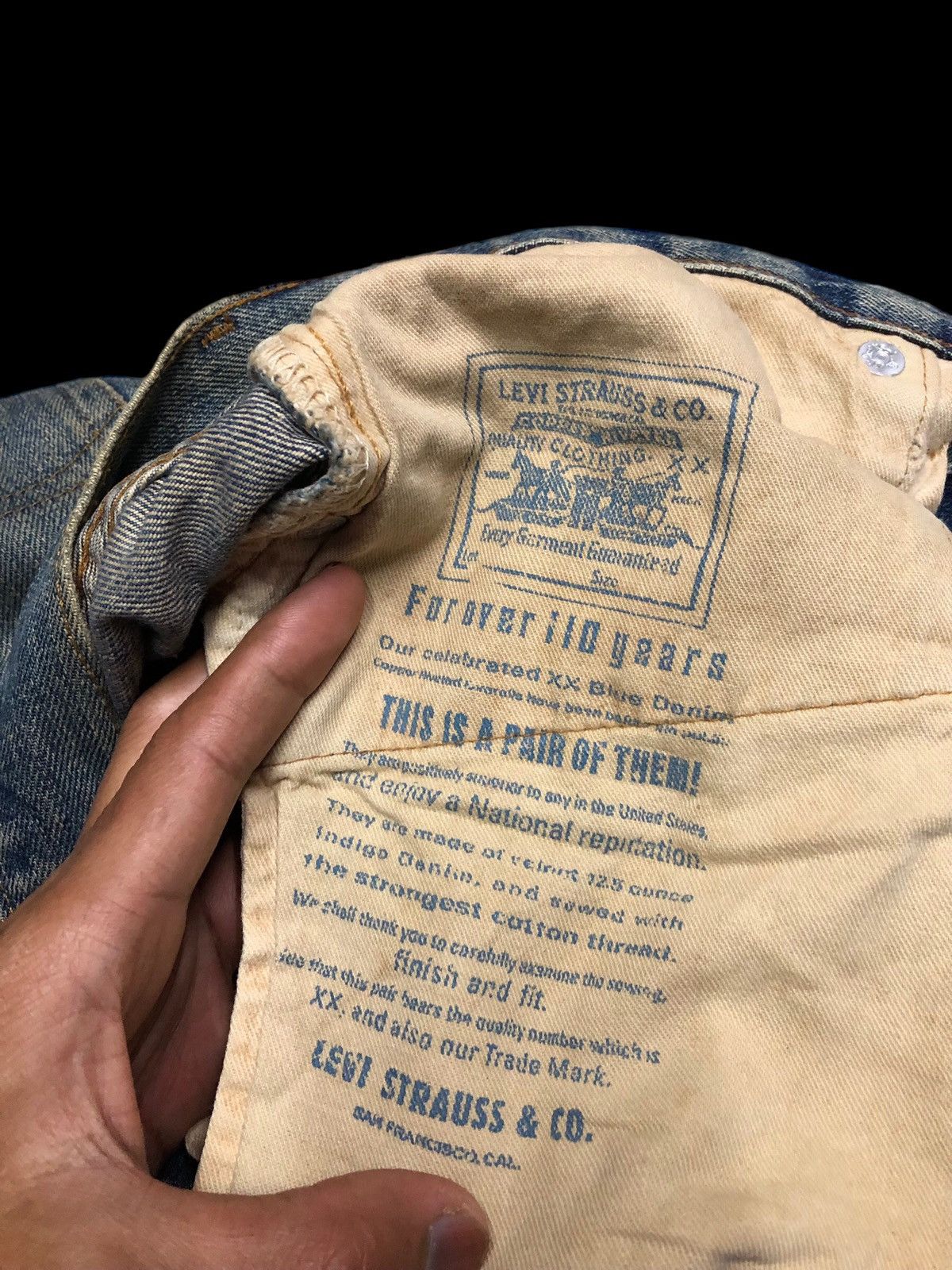 Levi's VINTAGE DAMAGED LEVIS 501 BIG E Size US 32 / EU 48 - 11 Thumbnail