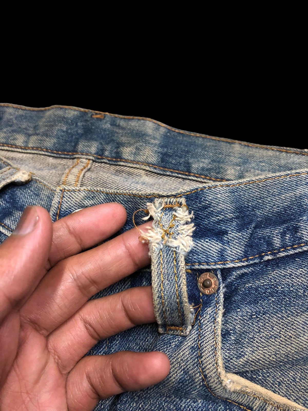 Levi's VINTAGE DAMAGED LEVIS 501 BIG E Size US 32 / EU 48 - 12 Thumbnail