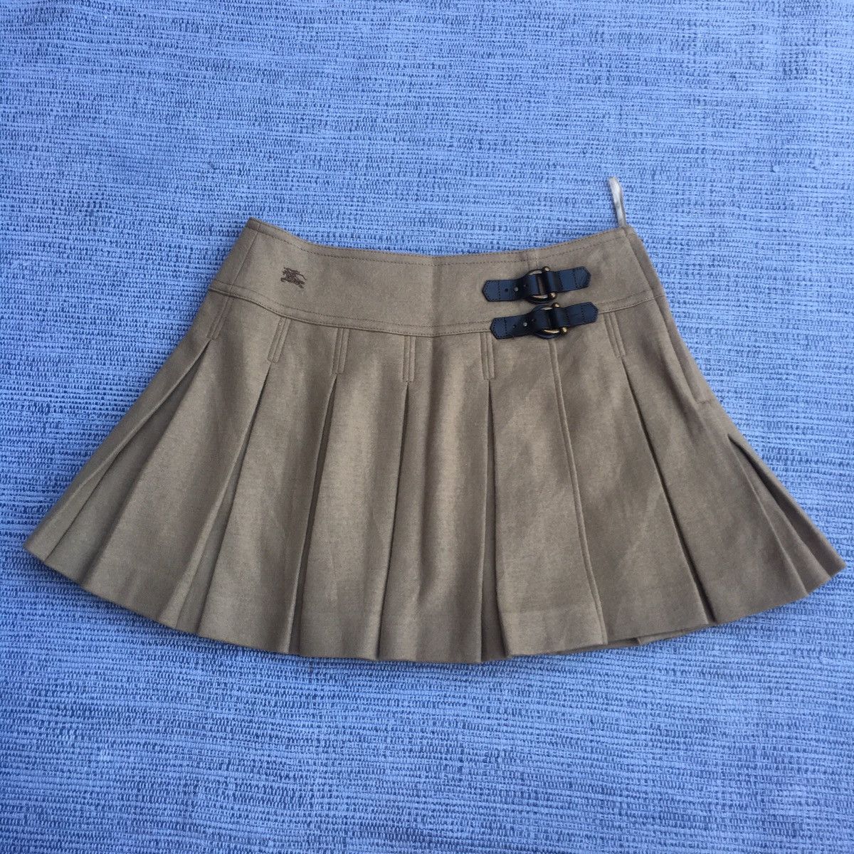 image of Burberry x Vintage Wool Short in Brown, Men's (Size 26)
