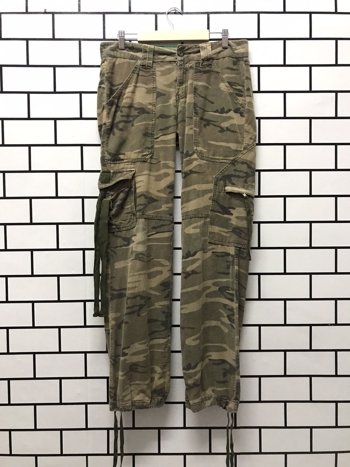 Japanese Brand Japan Brand Miss Me Cargo Corduroy Bondage Parachute Pants Size US 32 / EU 48 - 1 Thumbnail