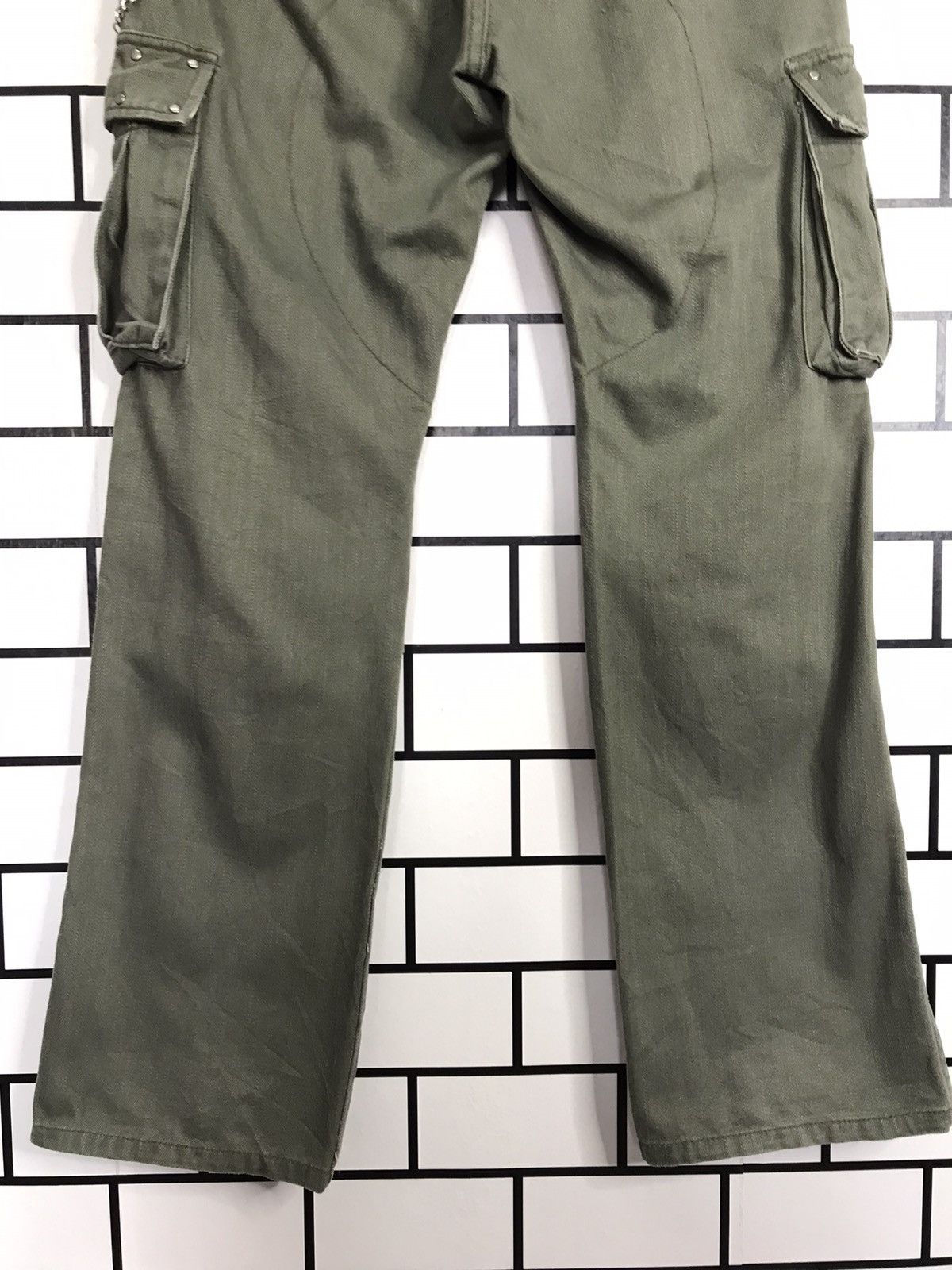 Designer × Japanese Brand Japan Brand Out Reef Metal Studs Chains Cargo Pants Size US 32 / EU 48 - 11 Thumbnail