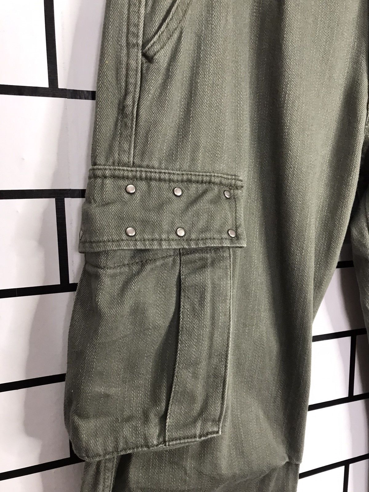 Designer × Japanese Brand Japan Brand Out Reef Metal Studs Chains Cargo Pants Size US 32 / EU 48 - 5 Thumbnail