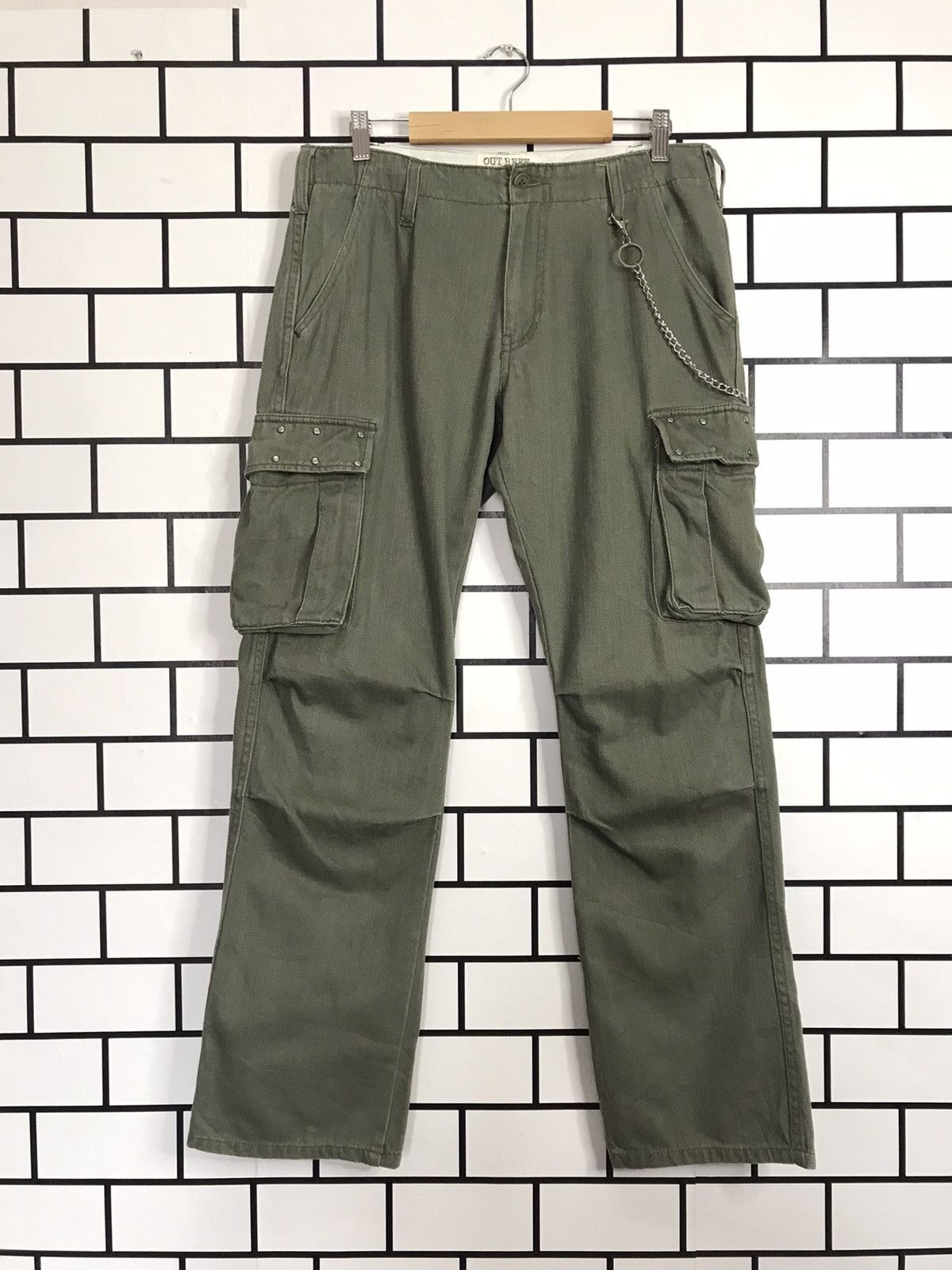 Designer × Japanese Brand Japan Brand Out Reef Metal Studs Chains Cargo Pants Size US 32 / EU 48 - 1 Thumbnail