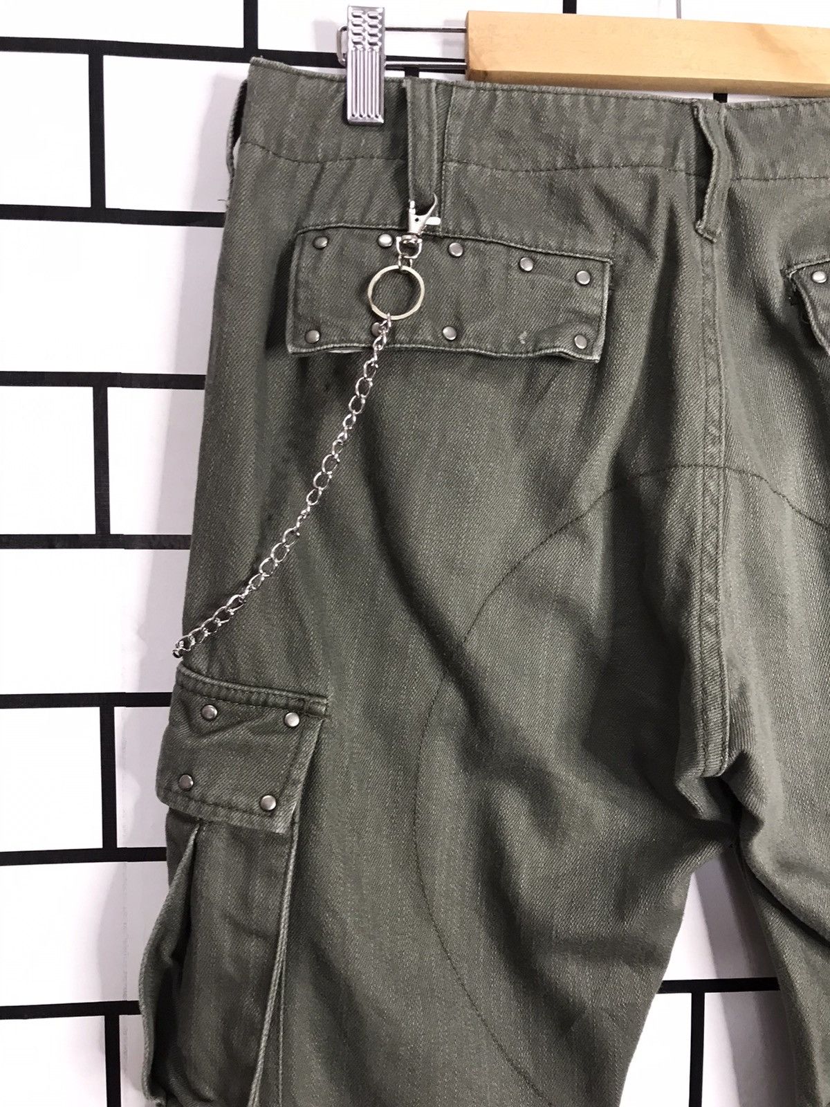 Designer × Japanese Brand Japan Brand Out Reef Metal Studs Chains Cargo Pants Size US 32 / EU 48 - 10 Thumbnail