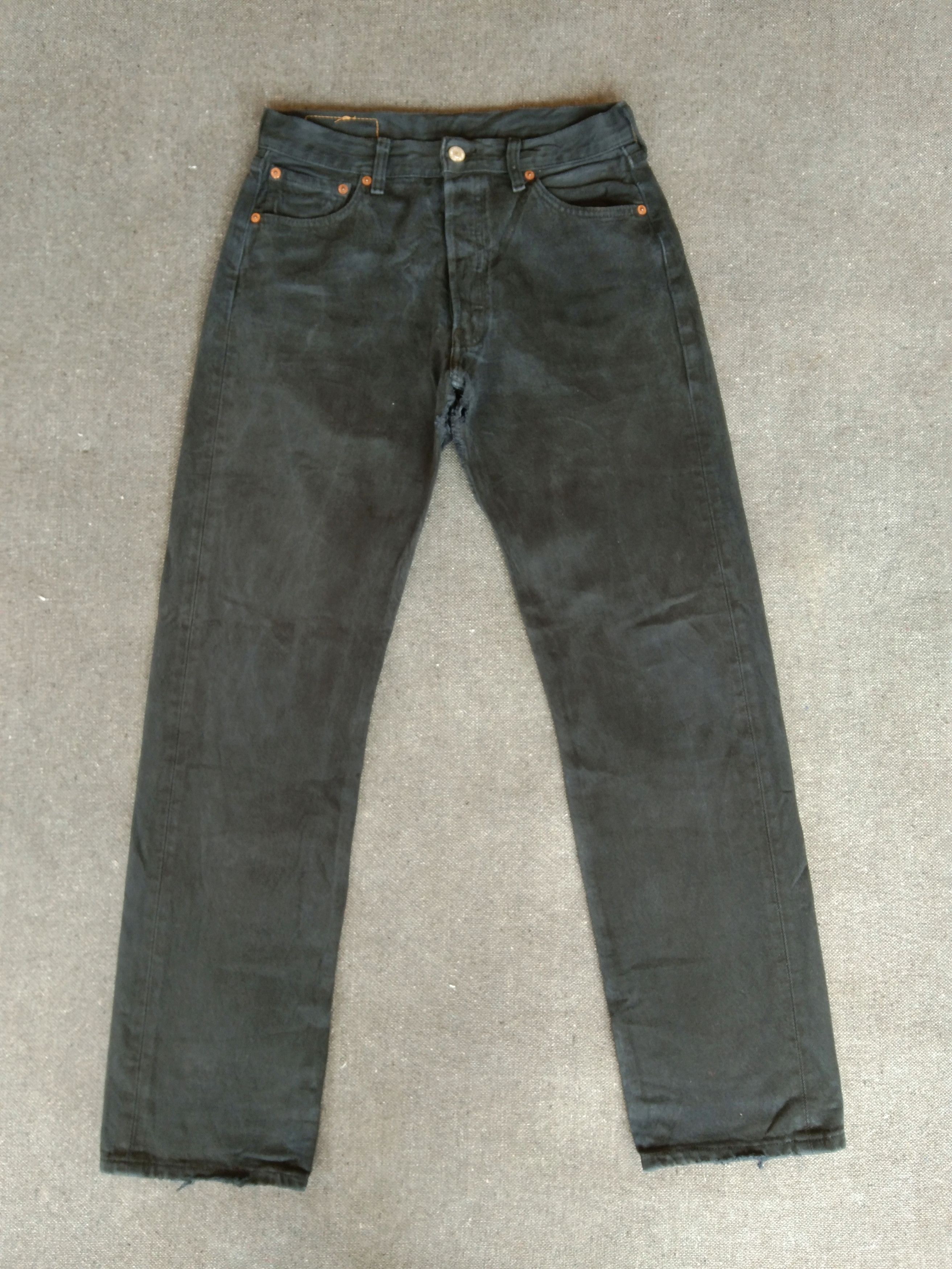 Levi's Vintage Levi's 501 Black Distressed Jeans 29x31 Size US 29 - 1 Thumbnail