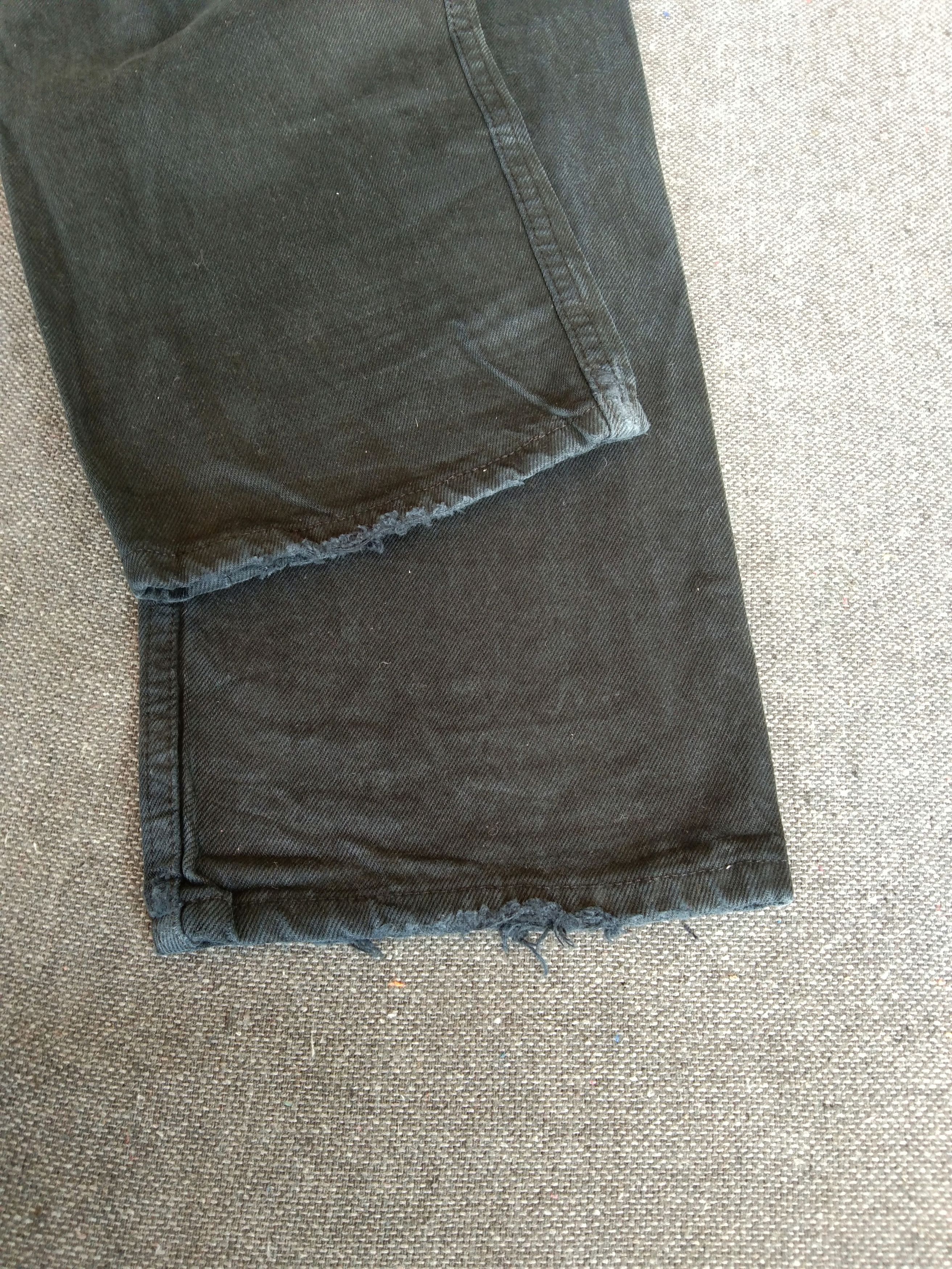 Levi's Vintage Levi's 501 Black Distressed Jeans 29x31 Size US 29 - 3 Thumbnail