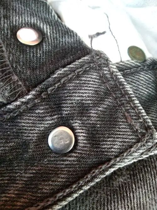 Levi's 90s Vintage Levi's 501 Made In USA Distressed Jeans 27x29 Size US 27 - 8 Thumbnail