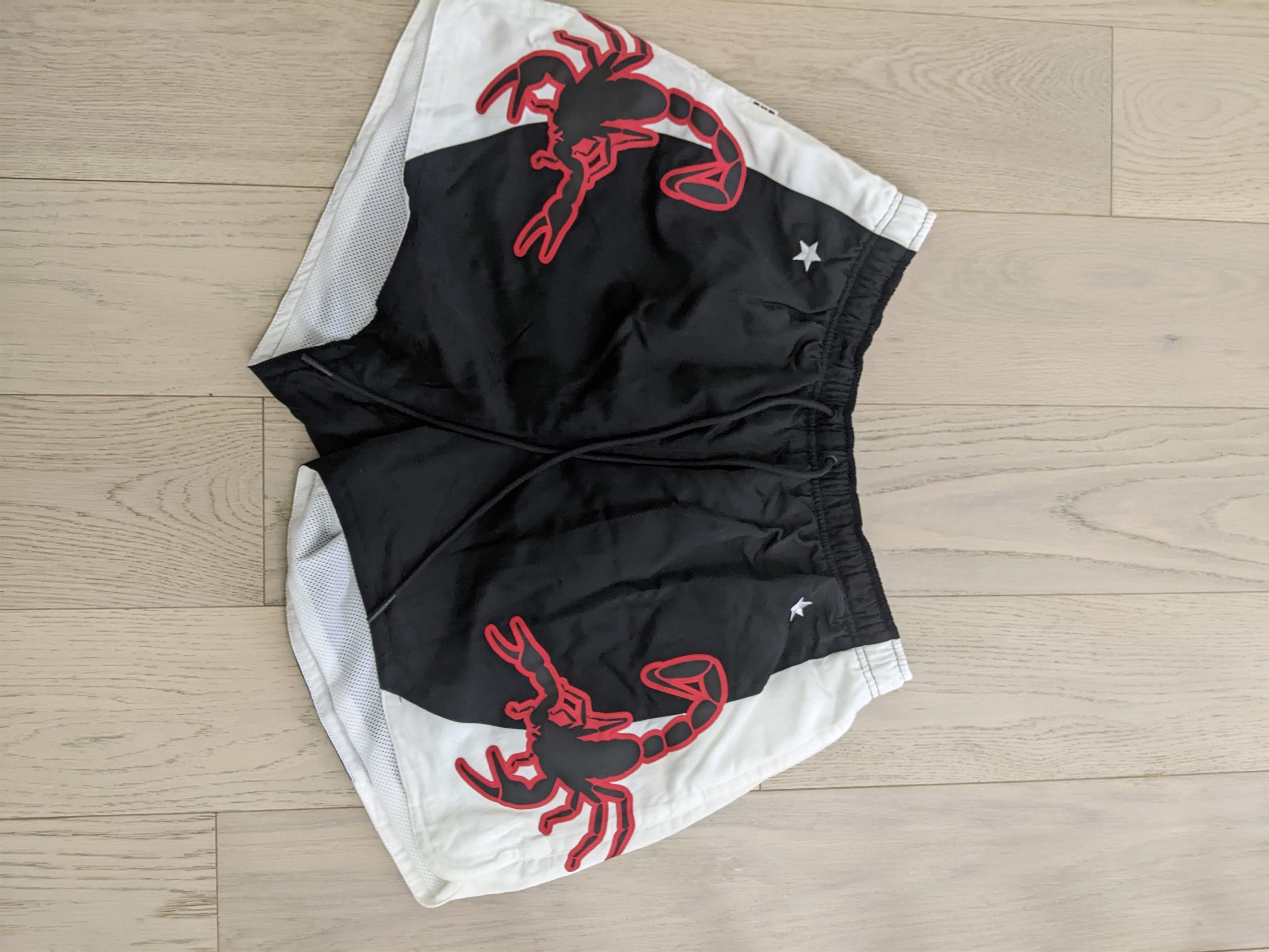 image of Nike Nsw Scorpion Thai Boxe Mma XL Shorts in Black/White, Men's (Size 36)