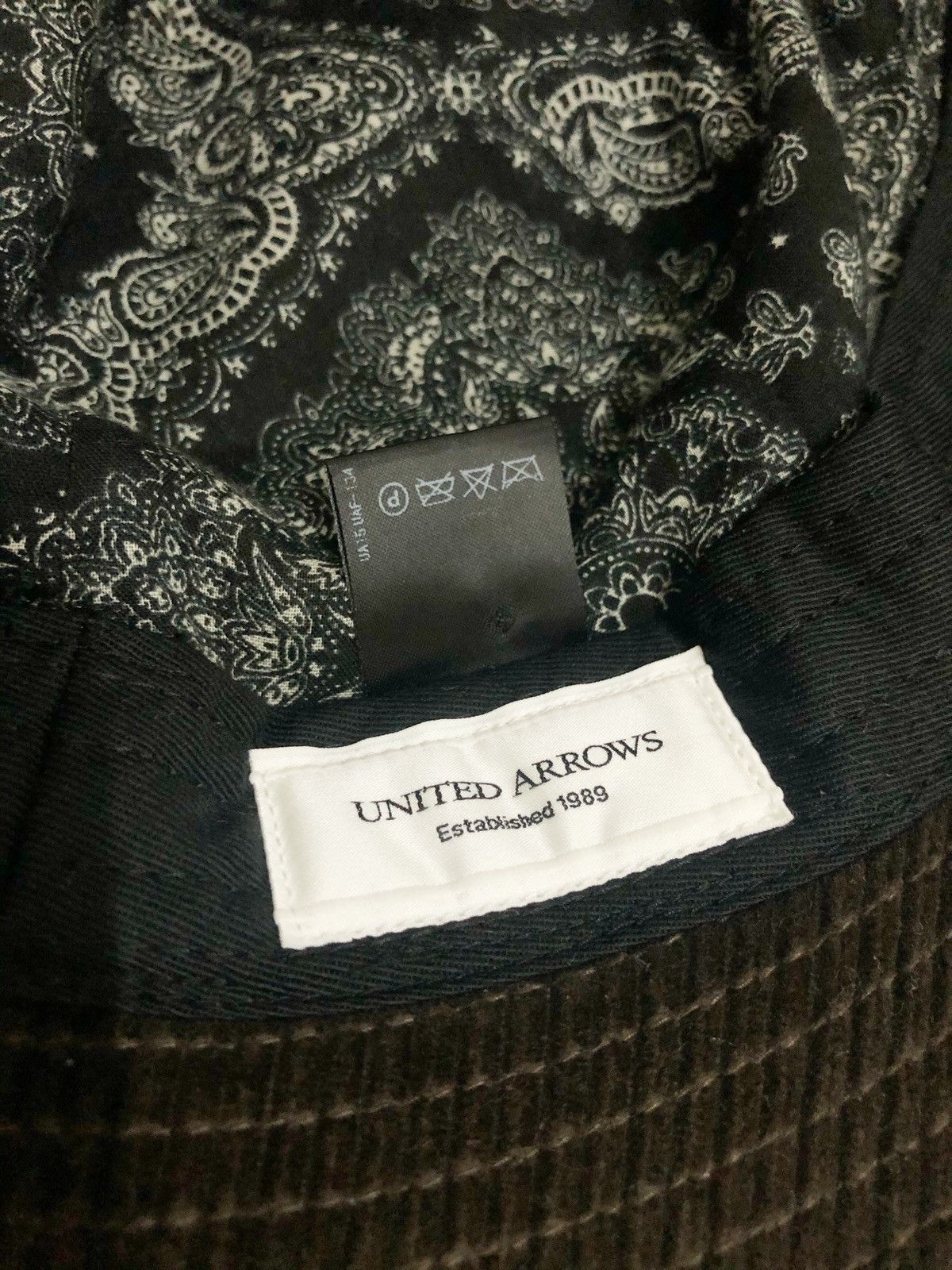 United Arrows 🔥Avantgarde🔥 AW15 United Arrow corduroy bucket hat Size ONE SIZE - 11 Thumbnail