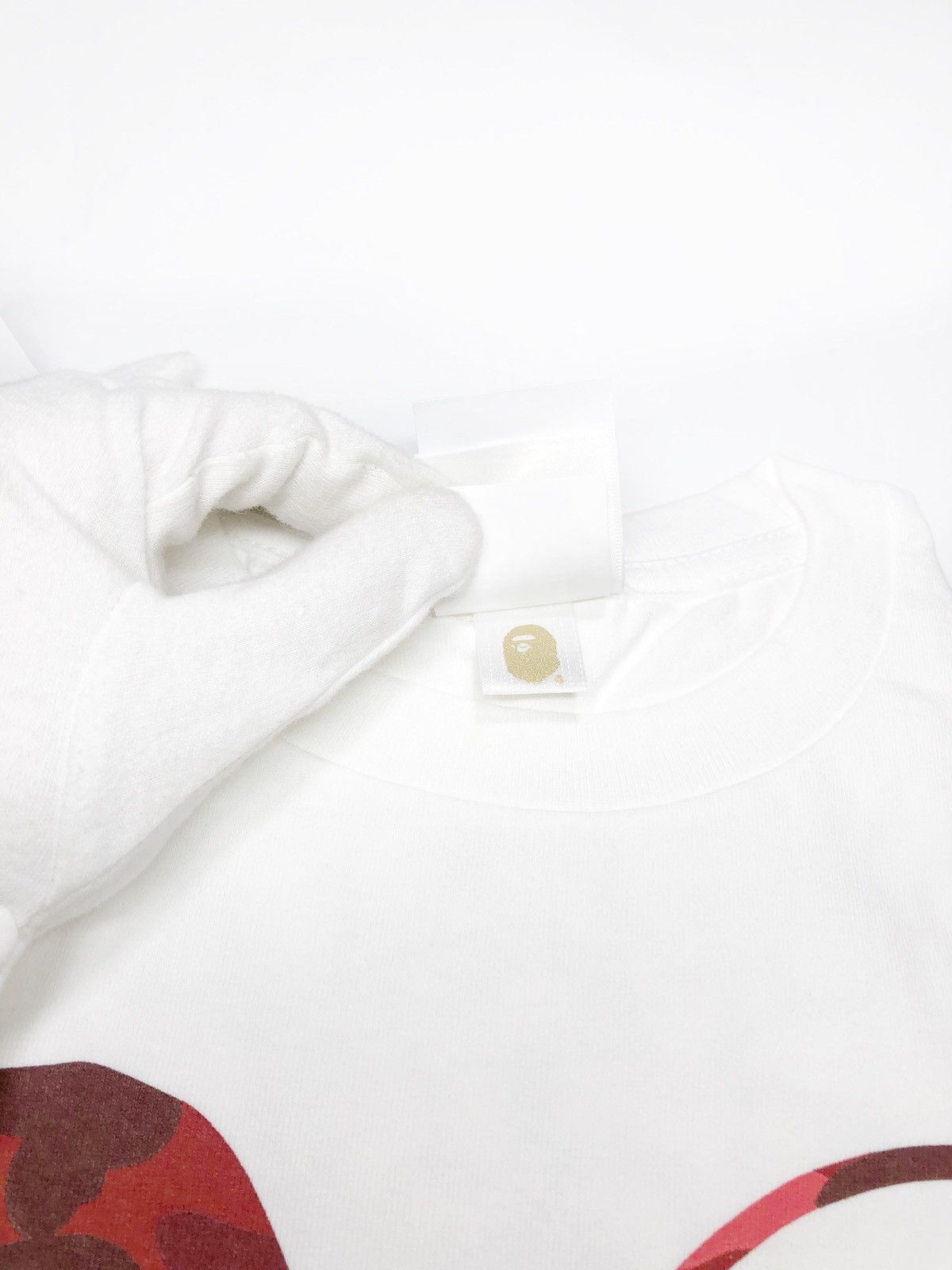 Bape Bape x DC Superman Apehead DC Logo Tee White/Red Size US M / EU 48-50 / 2 - 5 Thumbnail