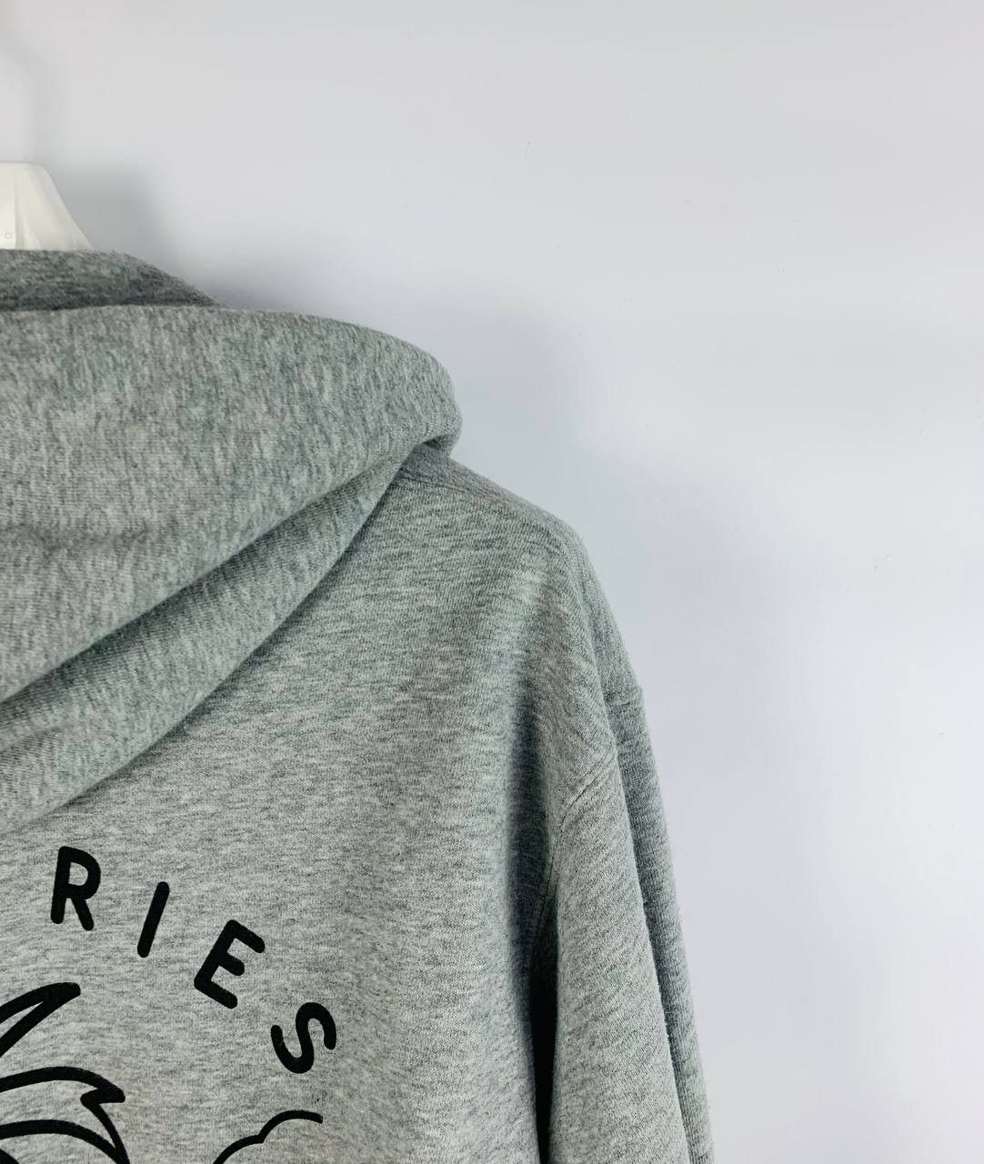 Uniqlo Uniqlo vintage hoodie grey L Size US L / EU 52-54 / 3 - 10 Thumbnail
