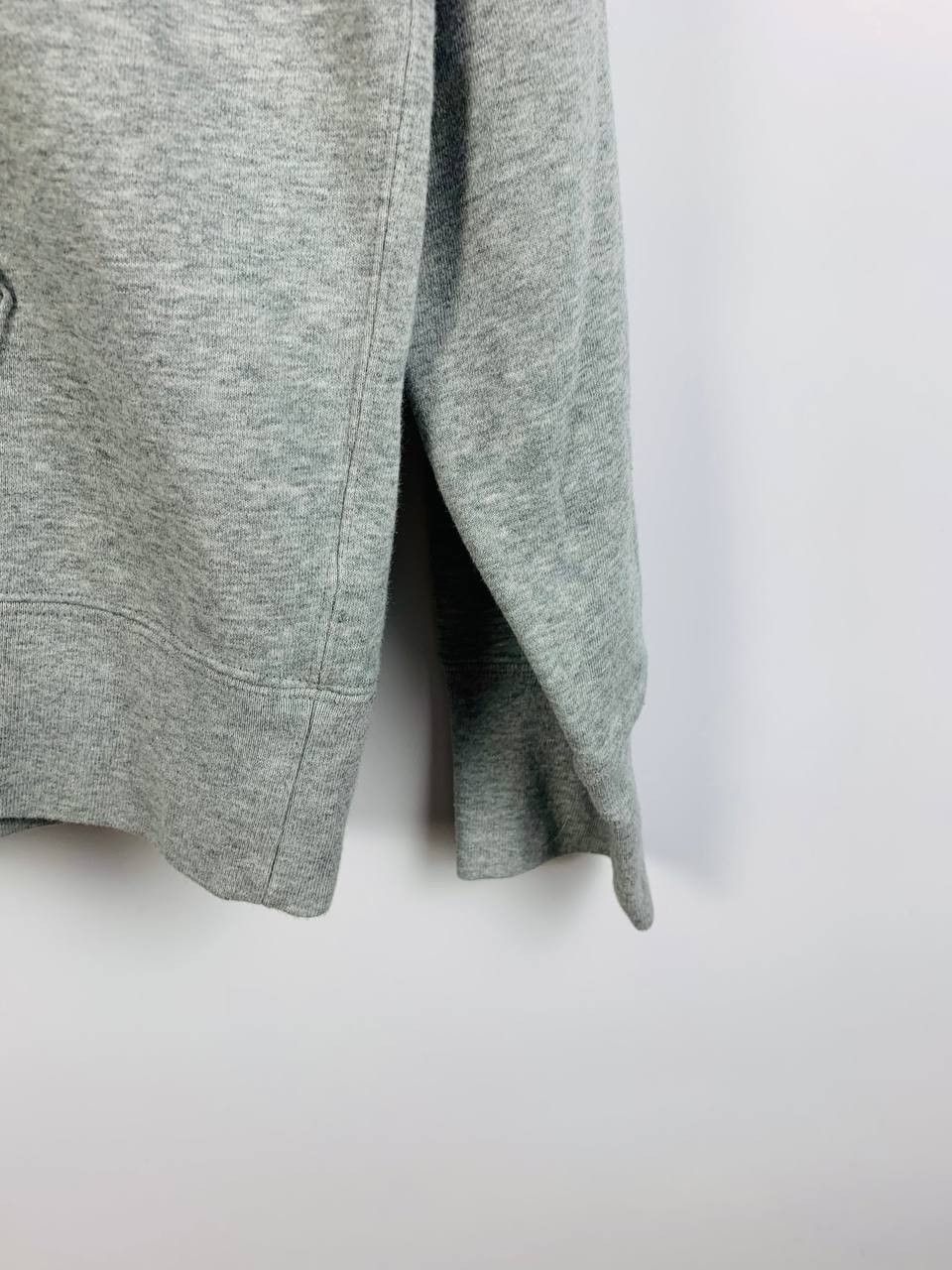 Uniqlo Uniqlo vintage hoodie grey L Size US L / EU 52-54 / 3 - 5 Thumbnail