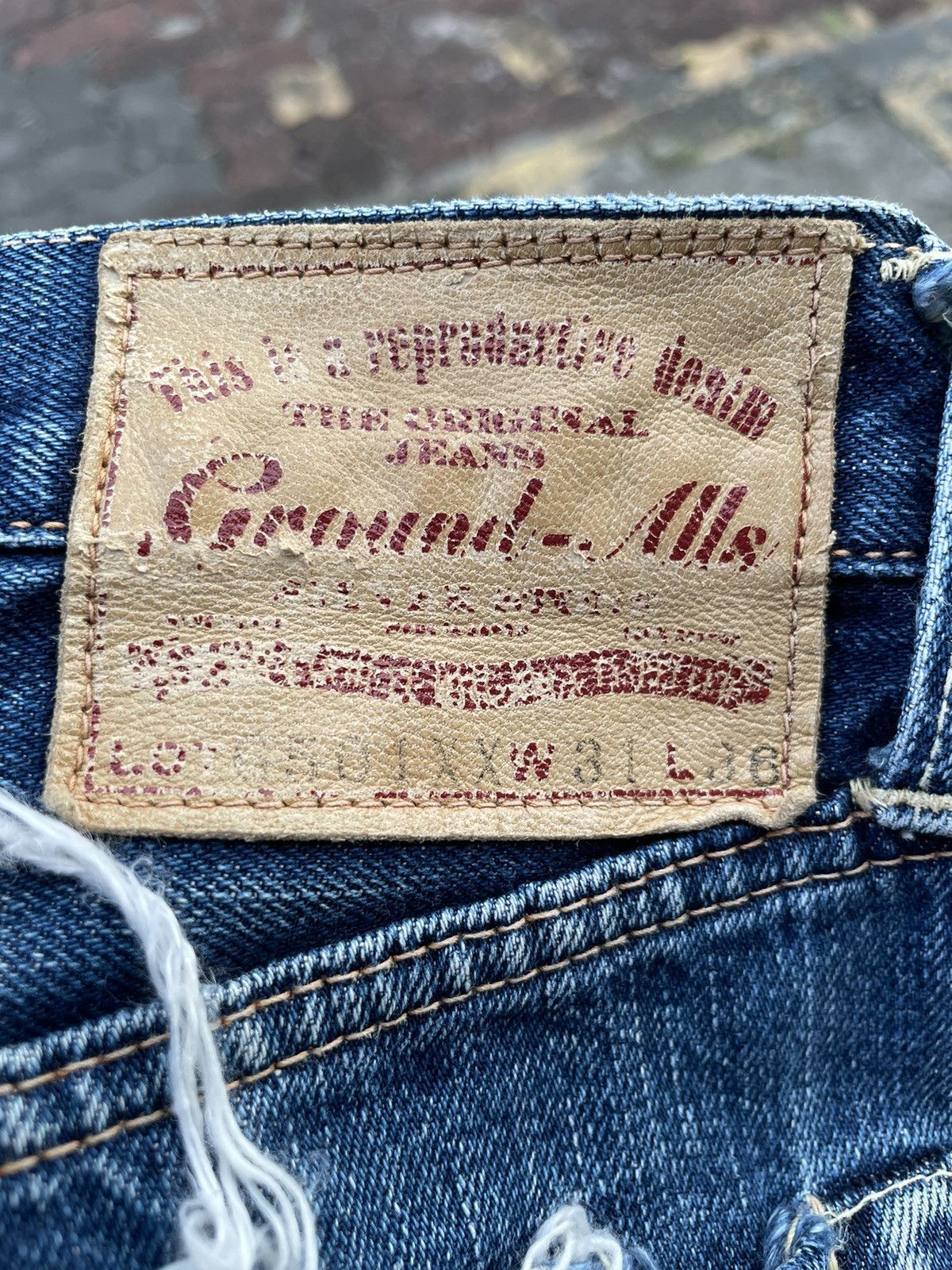 The Silver Stone Vintage Silverstone Selvedge Distressed Faded Jeans Size US 30 / EU 46 - 15 Thumbnail