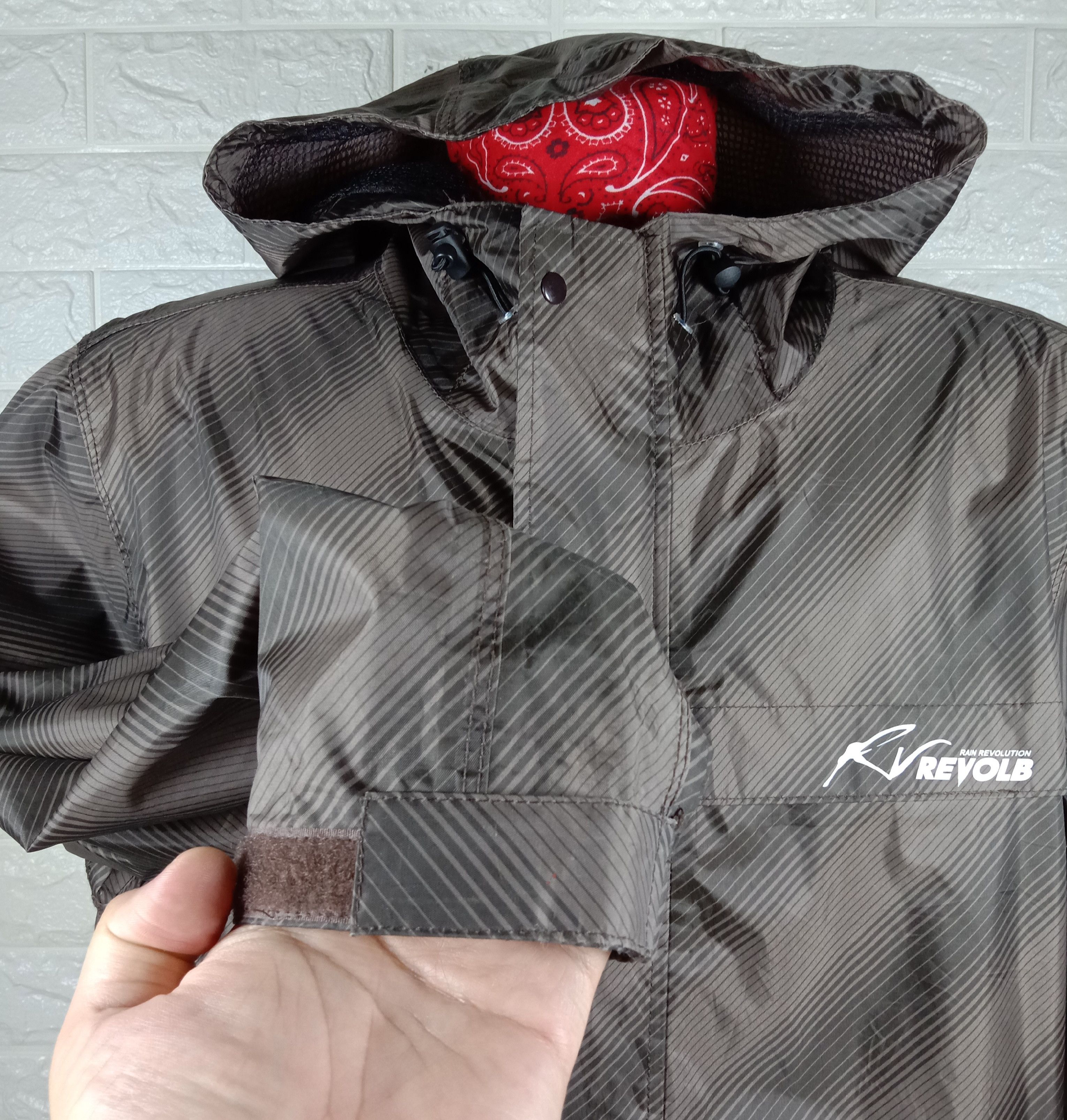 Japanese Brand Vintage REVOLB Rain Revolution Waterproof Hoodie Jacket Size US L / EU 52-54 / 3 - 6 Thumbnail