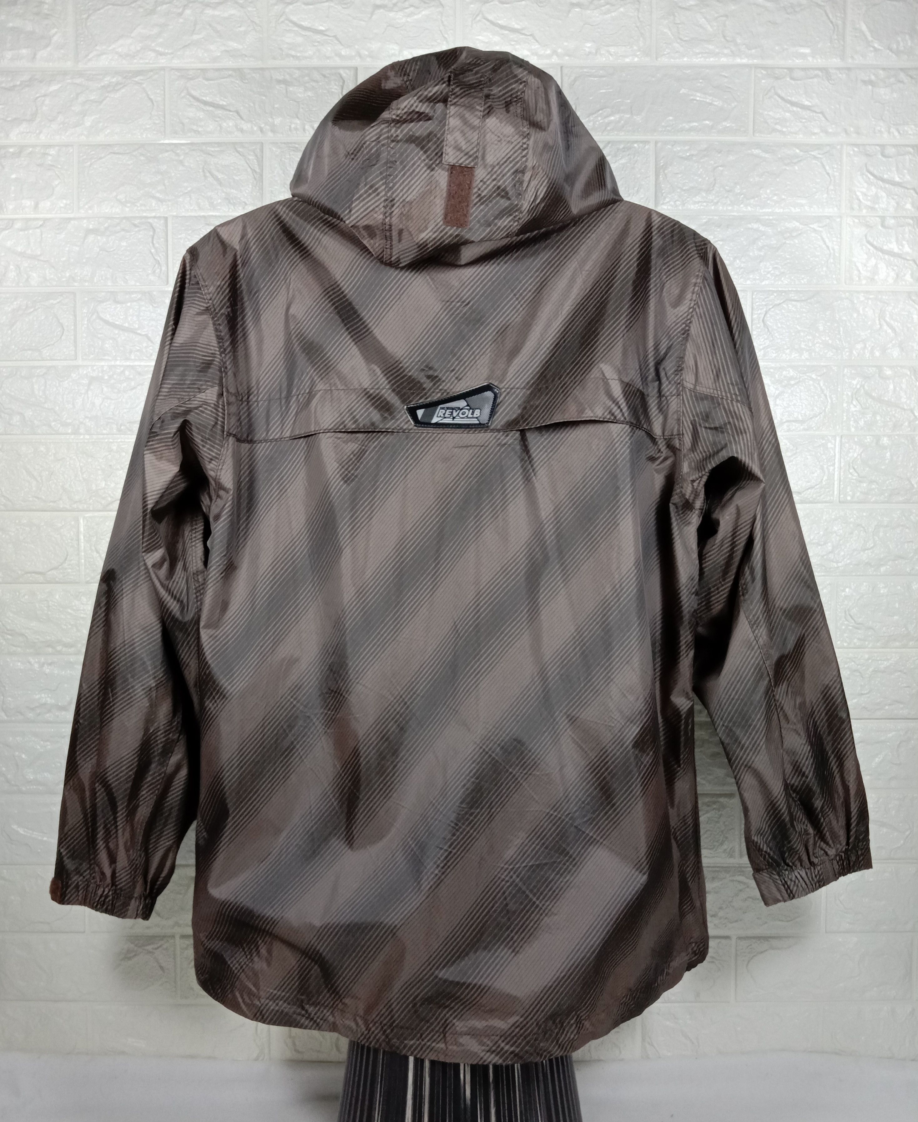 Japanese Brand Vintage REVOLB Rain Revolution Waterproof Hoodie Jacket Size US L / EU 52-54 / 3 - 4 Thumbnail