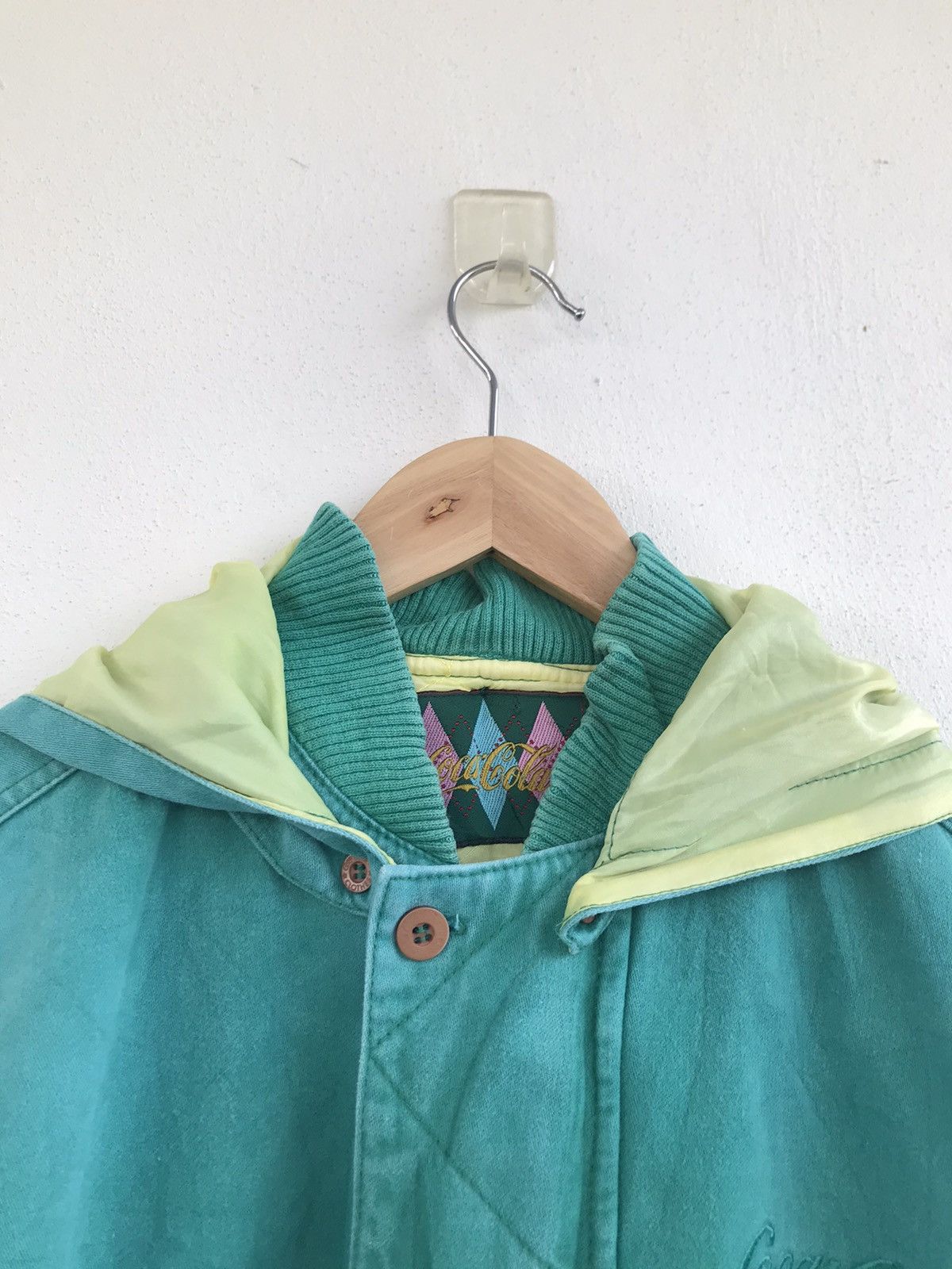 Coca Cola Vtg Coca Cola (coke) hooded bomber velvet jacket Size US M / EU 48-50 / 2 - 11 Thumbnail
