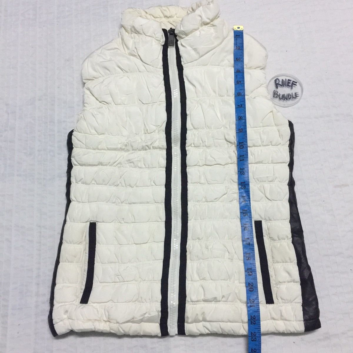 Japanese Brand Thin Puffer Vest Sleeveless Jacket Outerwear Size US S / EU 44-46 / 1 - 13 Thumbnail