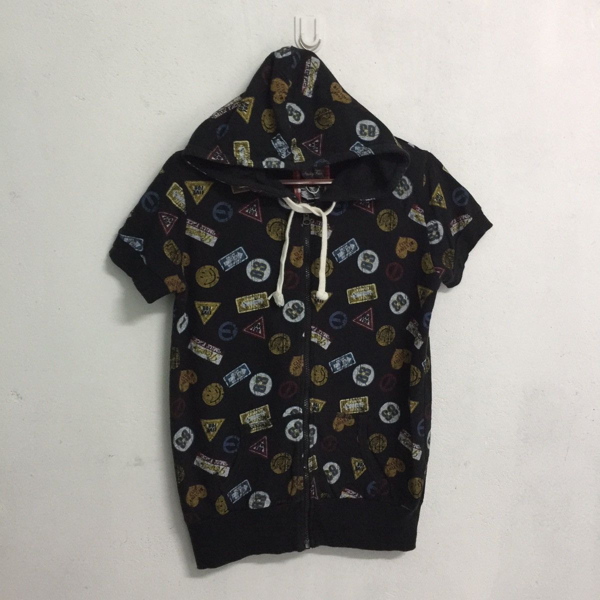 Japanese Brand Smiley face by harvey ball usa hoodie design like kapital Size US S / EU 44-46 / 1 - 4 Thumbnail