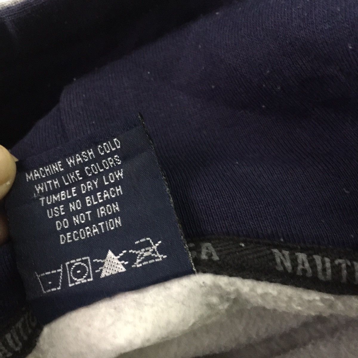 Nautica NS 83 Nautica jeans hoodie sweatshirt streetwear size L Size US L / EU 52-54 / 3 - 10 Thumbnail