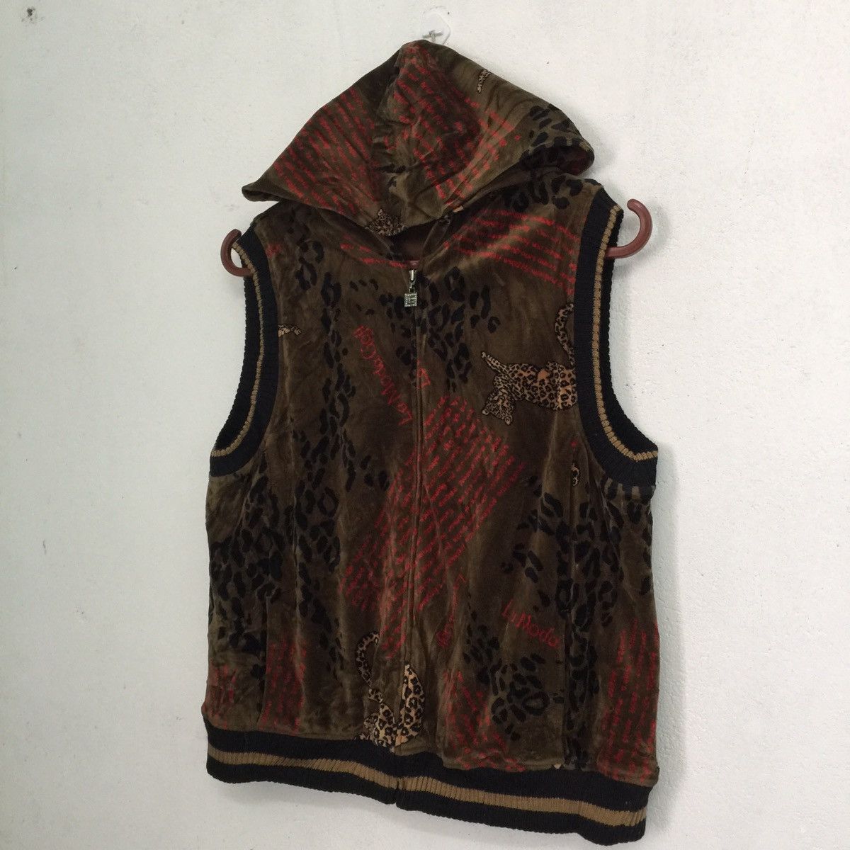 Japanese Brand La moda goji full printed leopard zip like Gucci / Givenchy Size US S / EU 44-46 / 1 - 2 Thumbnail
