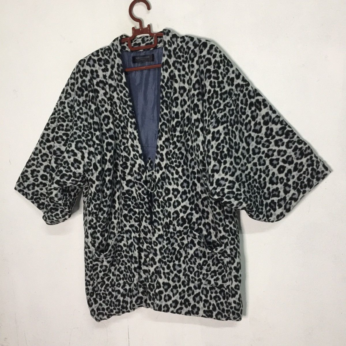 Japanese Brand Ichimonme Fleece Kimono White Leapord Design Size US L / EU 52-54 / 3 - 2 Thumbnail