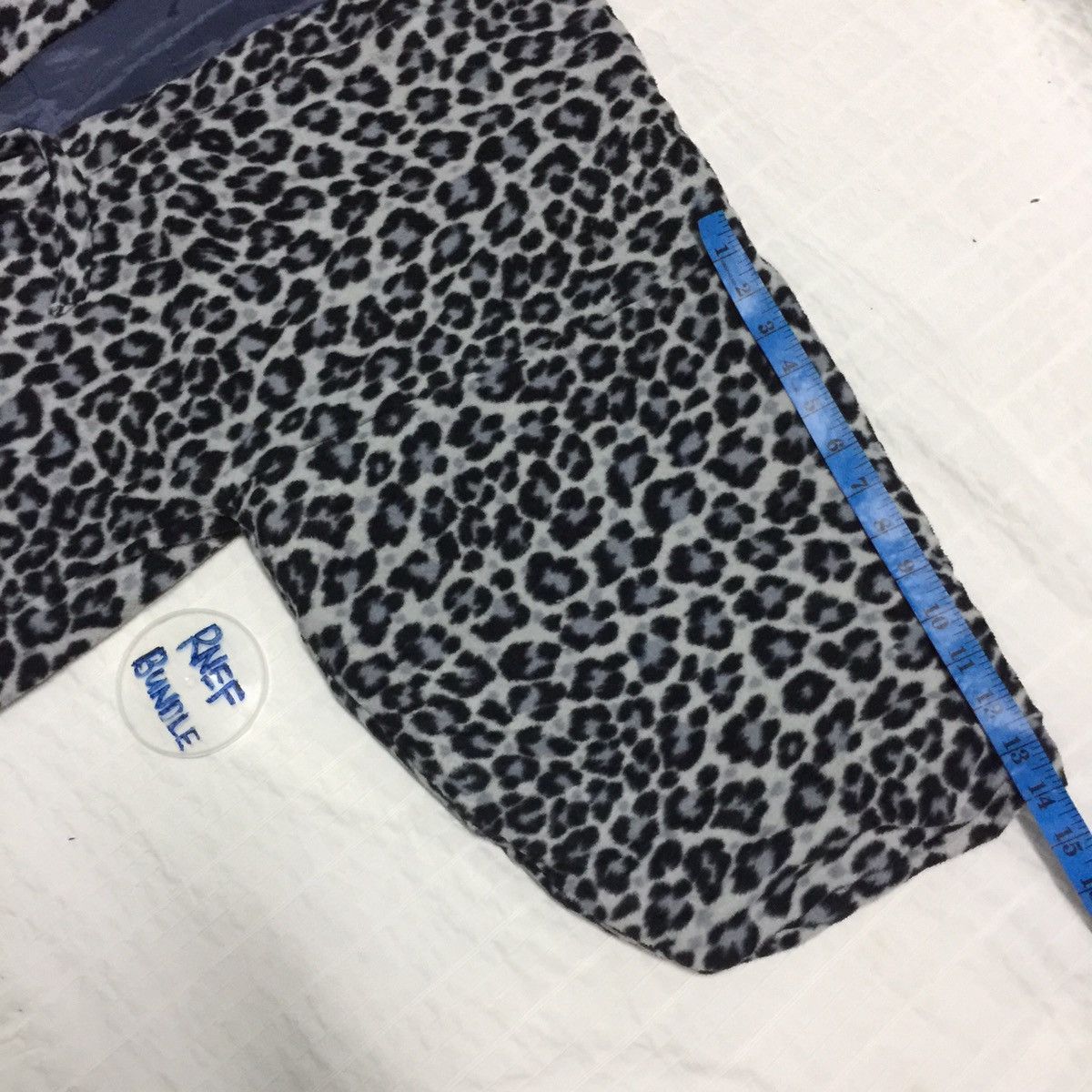 Japanese Brand Ichimonme Fleece Kimono White Leapord Design Size US L / EU 52-54 / 3 - 15 Thumbnail