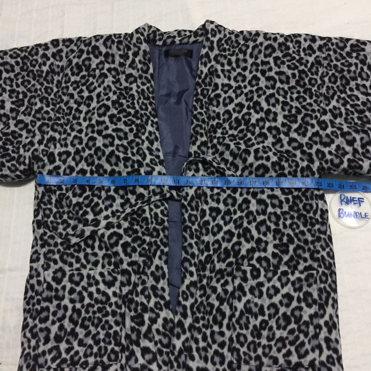 Japanese Brand Ichimonme Fleece Kimono White Leapord Design Size US L / EU 52-54 / 3 - 11 Thumbnail